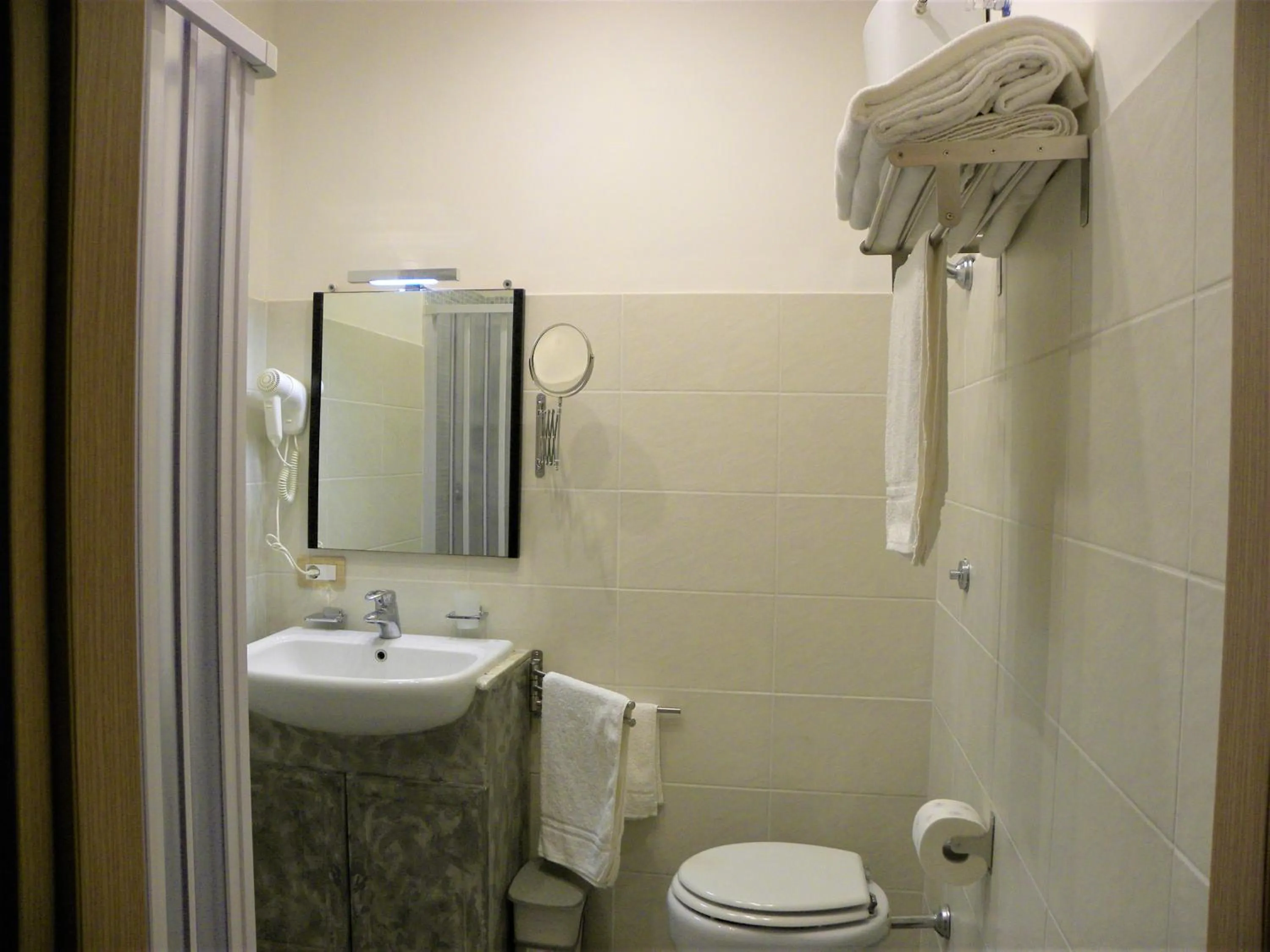 Toilet in B&B Napoli Storica