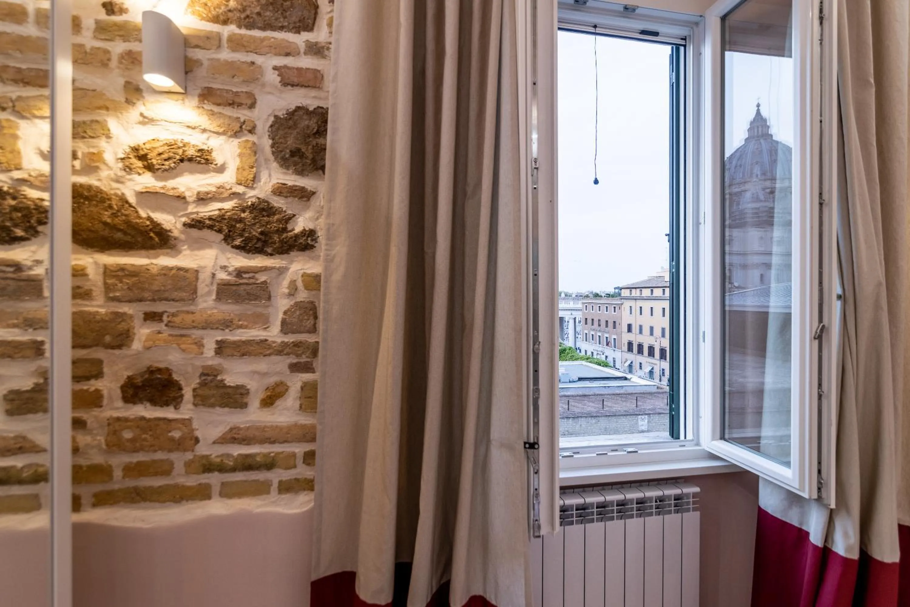 Zeus Inn - Una finestra sul Vaticano