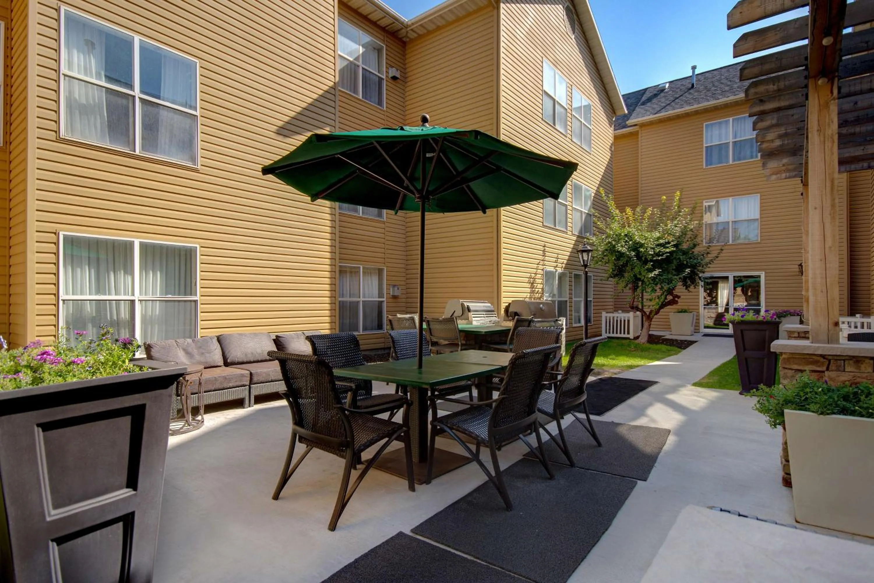 Patio in Homewood Suites by Hilton Salt Lake City - Midvale/Sandy