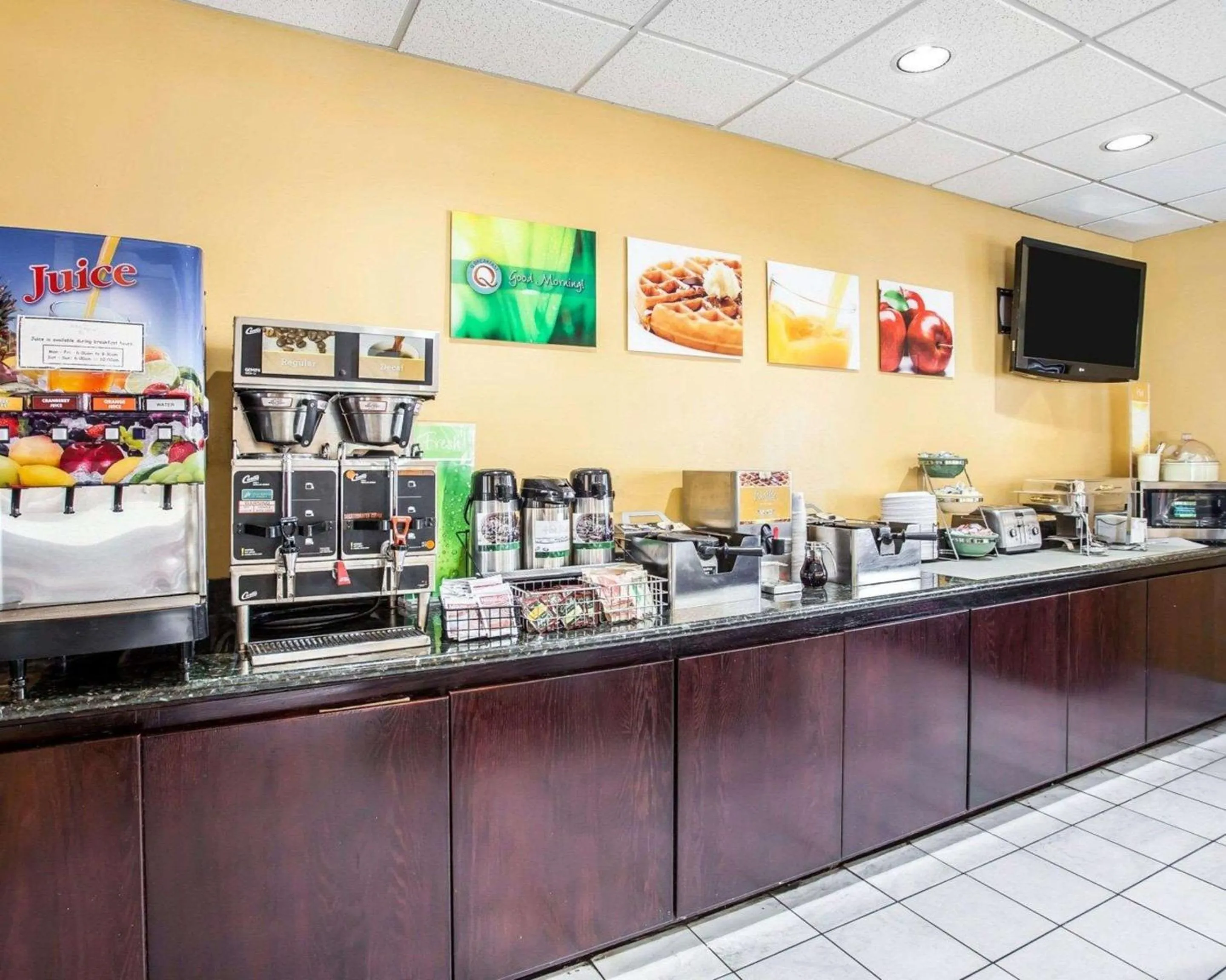 Restaurant/places to eat in Quality Inn Grand Suites Bellingham