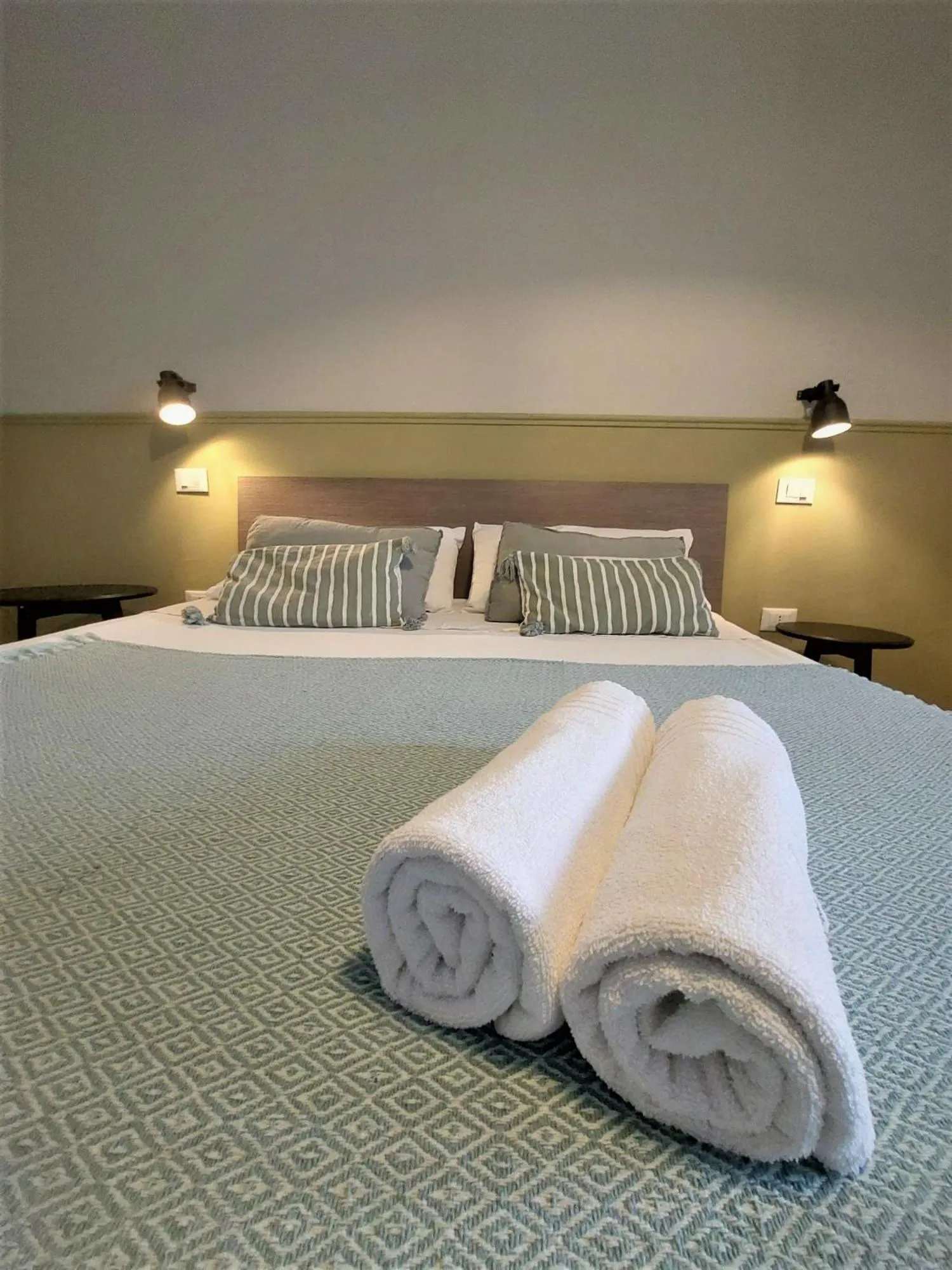 Bed in Leone Suite B&B & Restaurant AIC