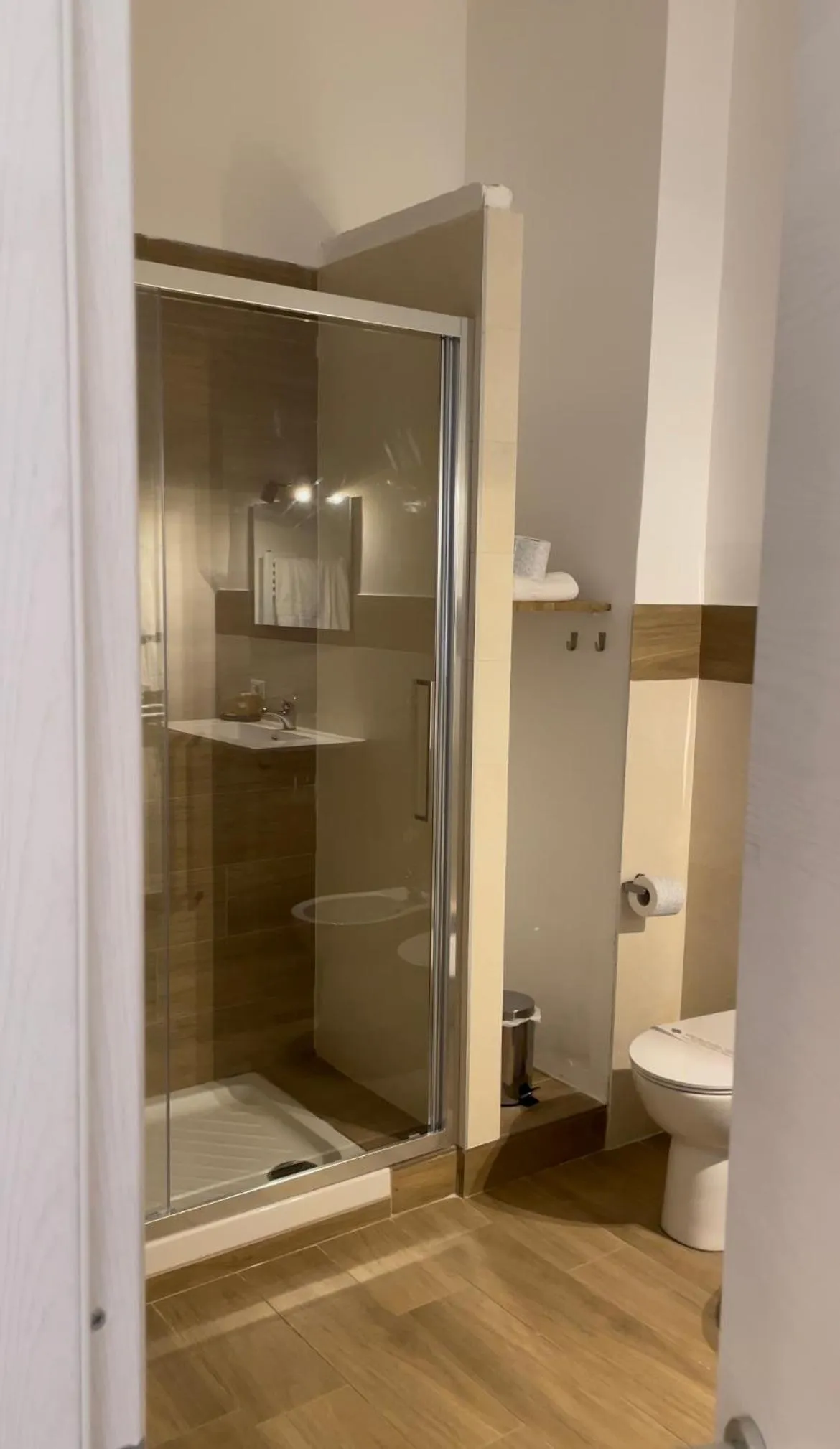 Shower in Leone Suite B&B & Restaurant AIC