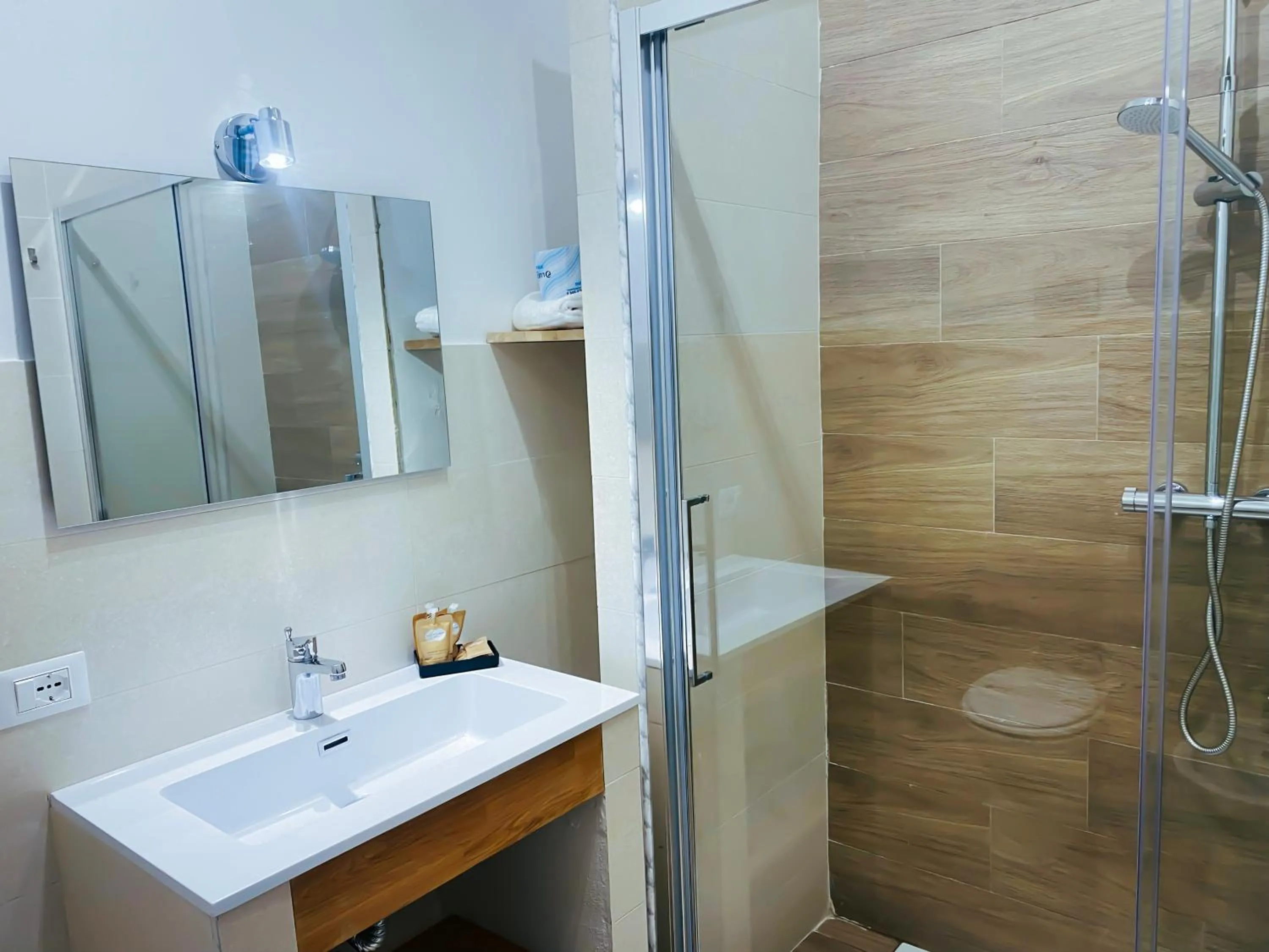 Bathroom in Leone Suite B&B & Restaurant AIC