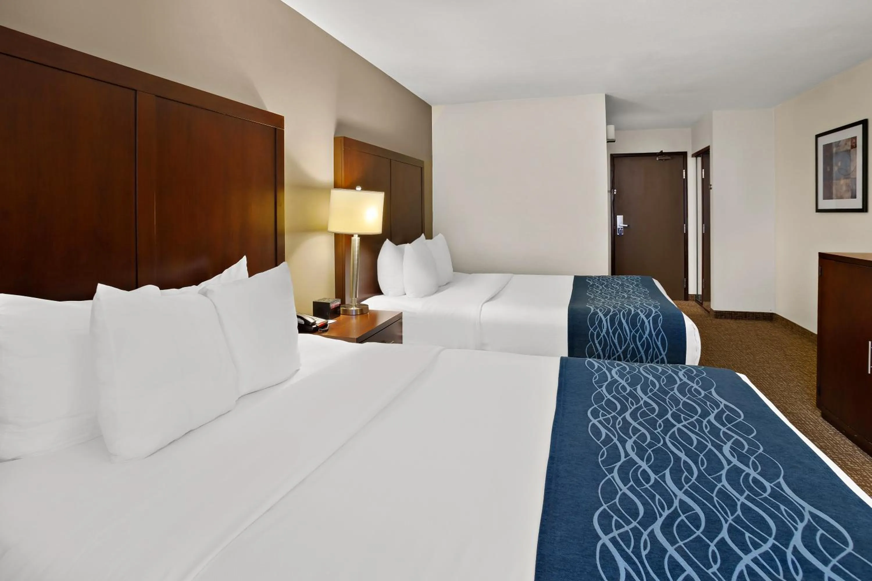 Bed in Comfort Inn Lacey - Olympia