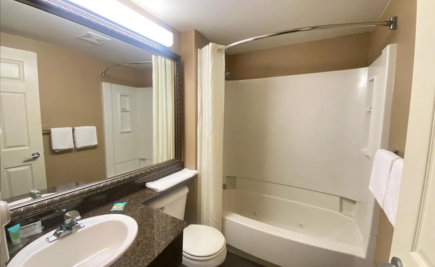 Ocean Paradise Hotel & Resort