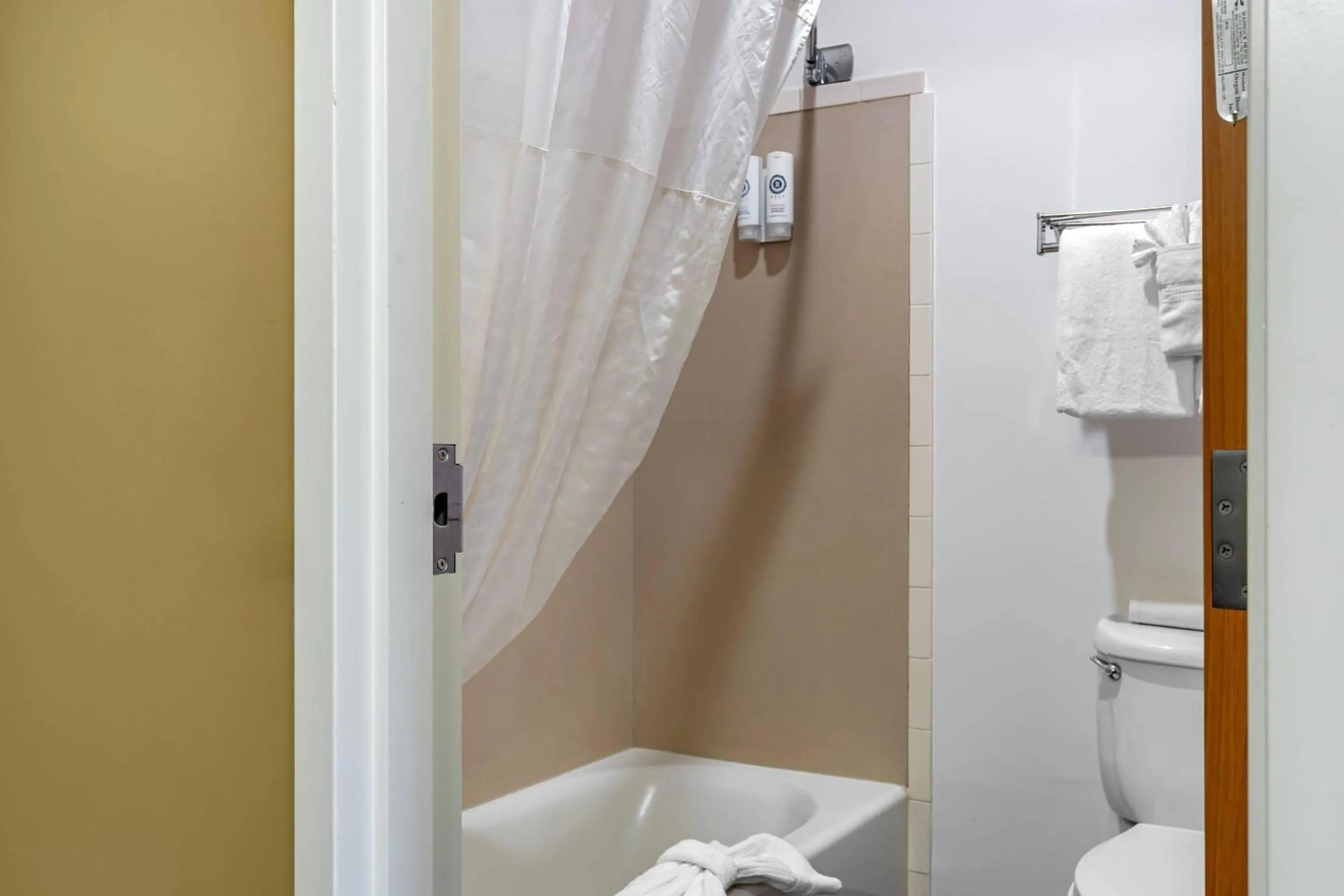 Bedroom in Comfort Inn & Suites Ocean Shores