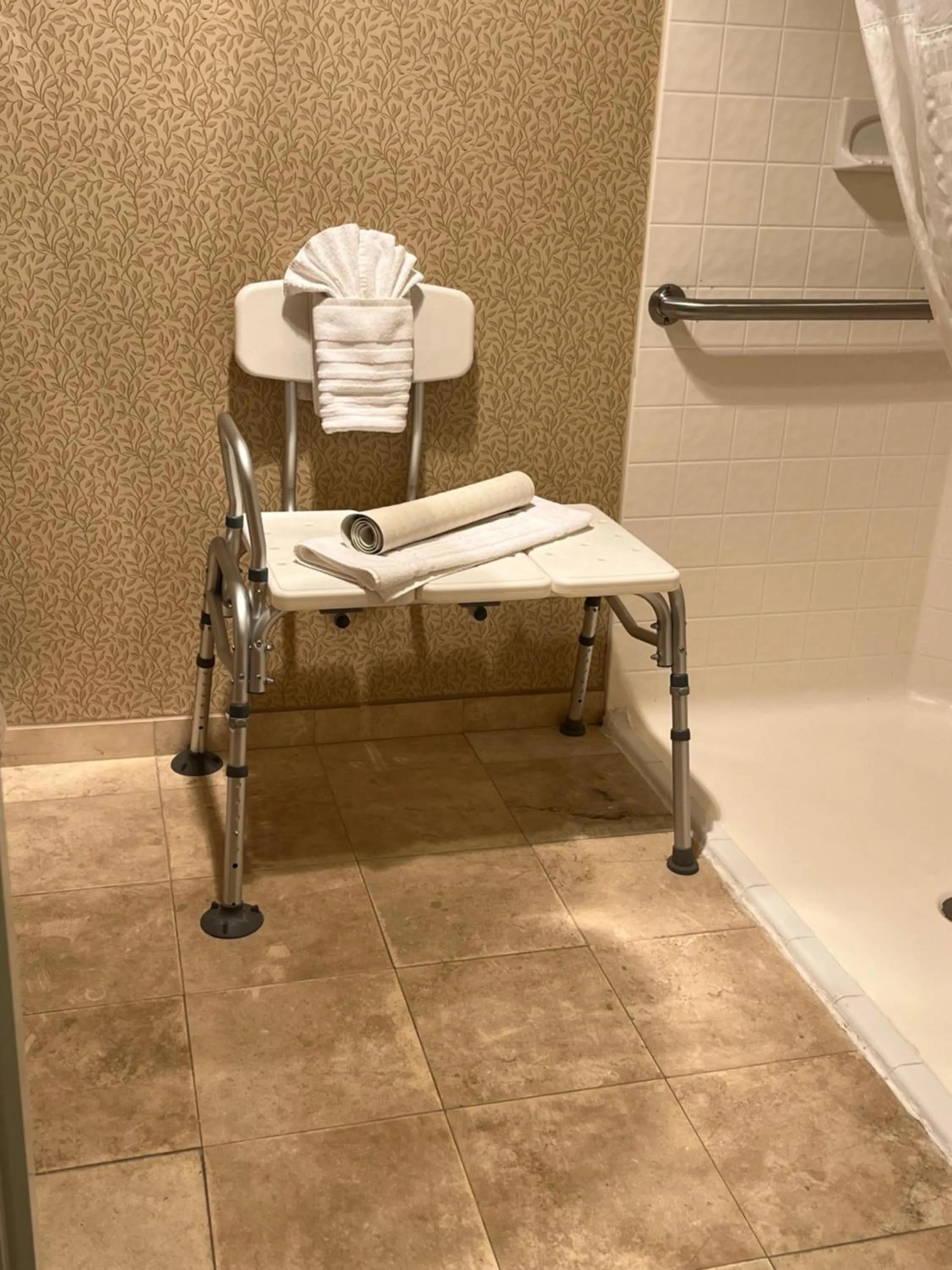 Bathroom in Comfort Inn & Suites Ocean Shores