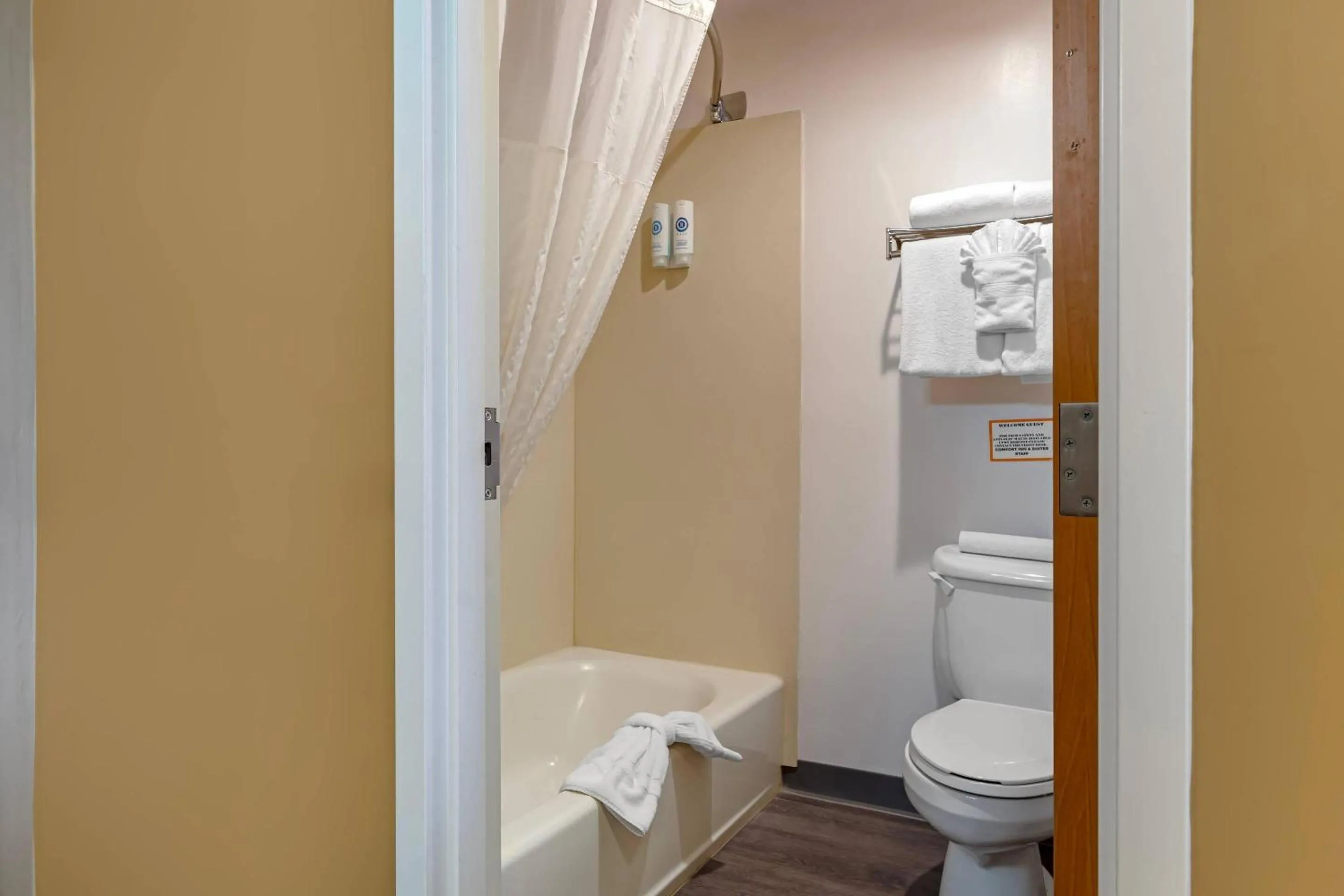 Bedroom in Comfort Inn & Suites Ocean Shores