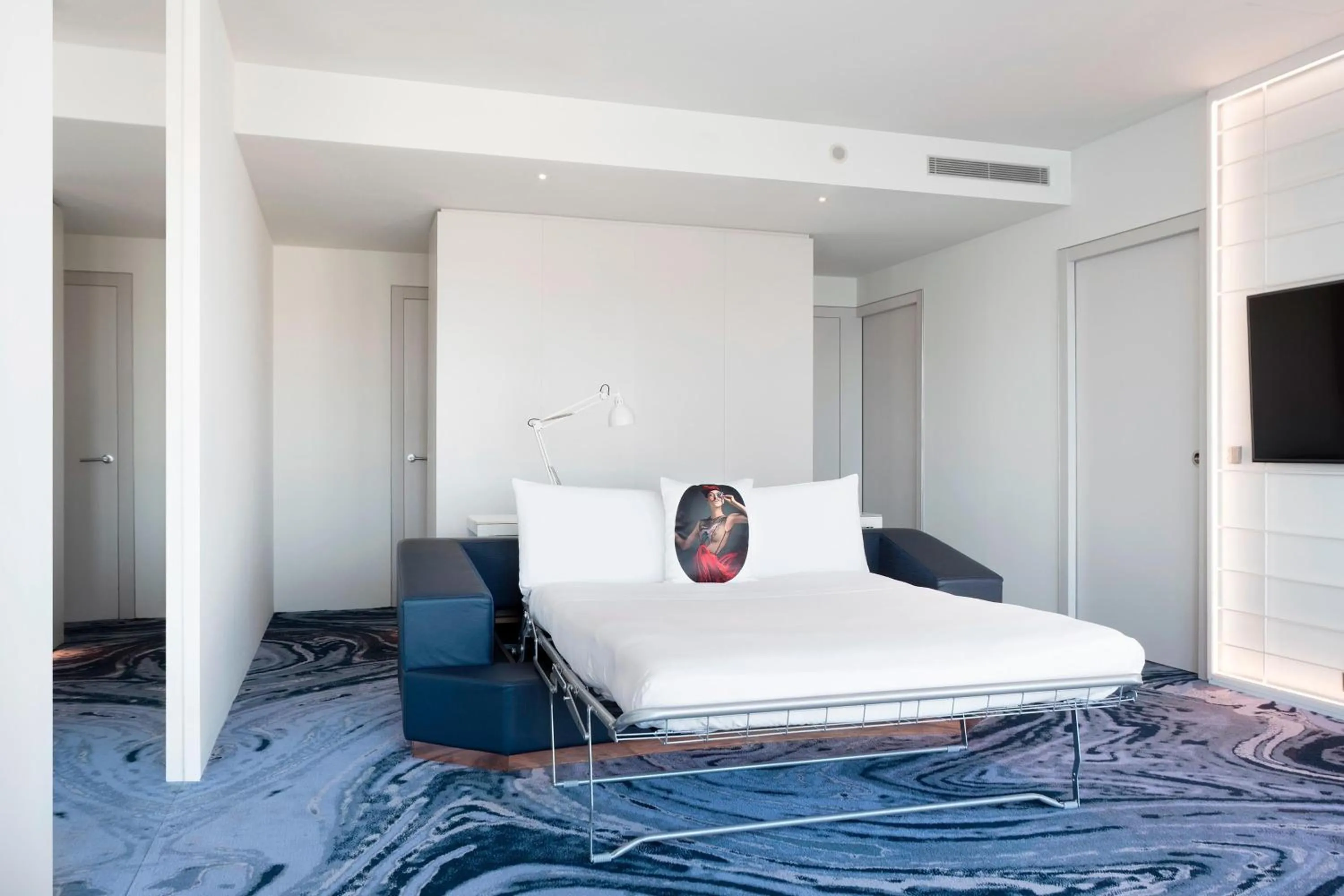 Photo of the whole room, Bed in W Barcelona