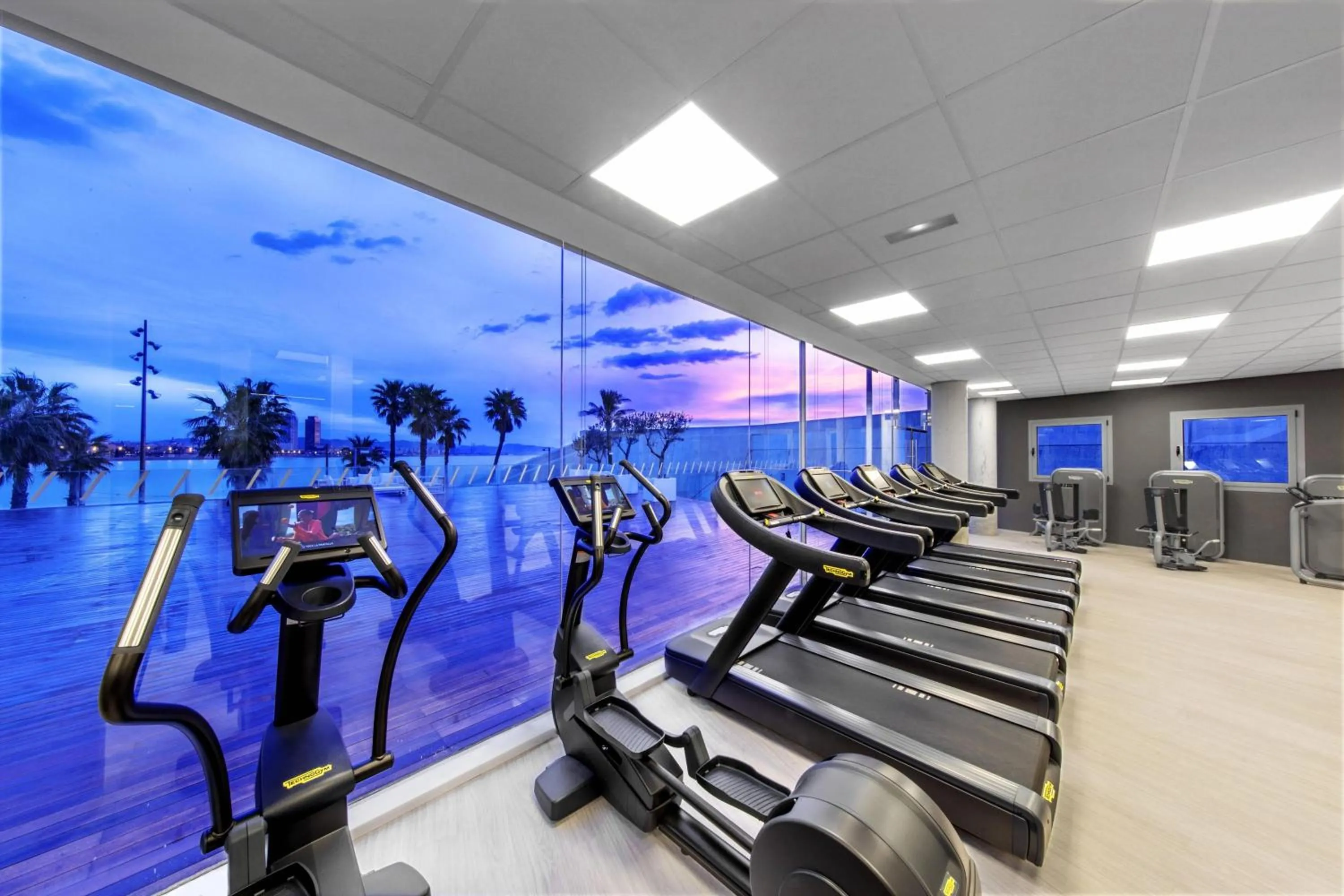 Fitness centre/facilities in W Barcelona