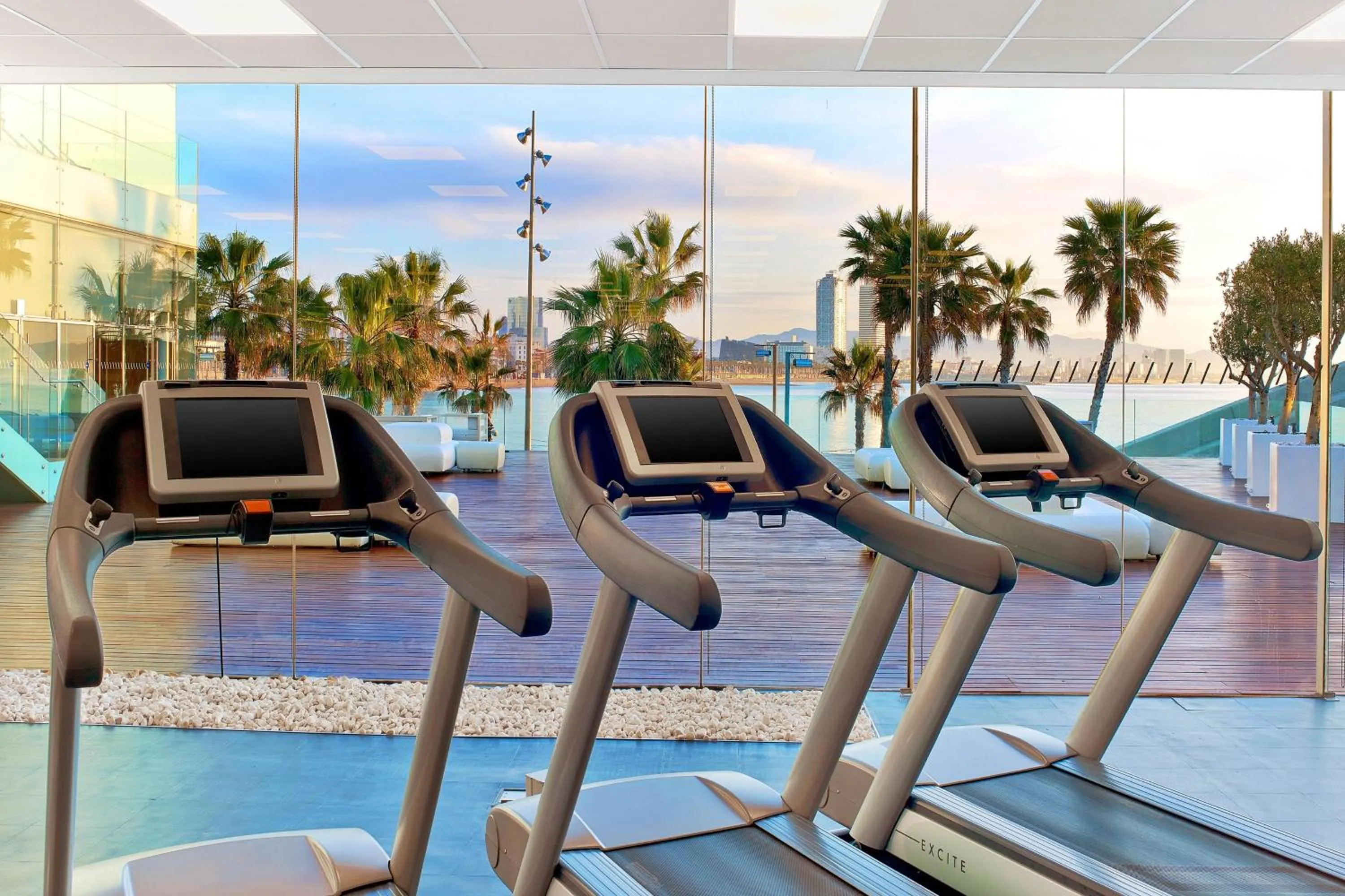 Fitness centre/facilities in W Barcelona