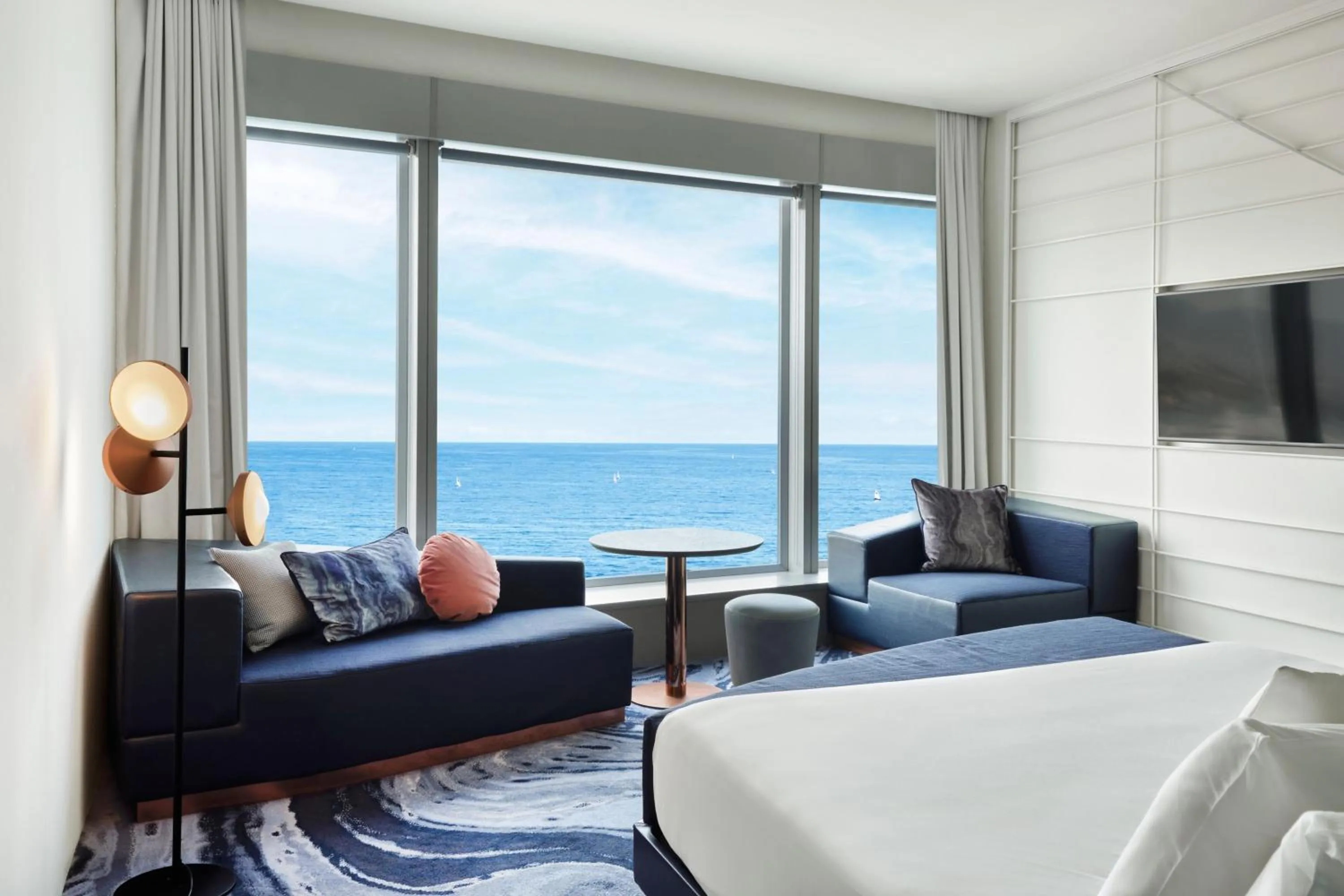 Photo of the whole room, Bed in W Barcelona