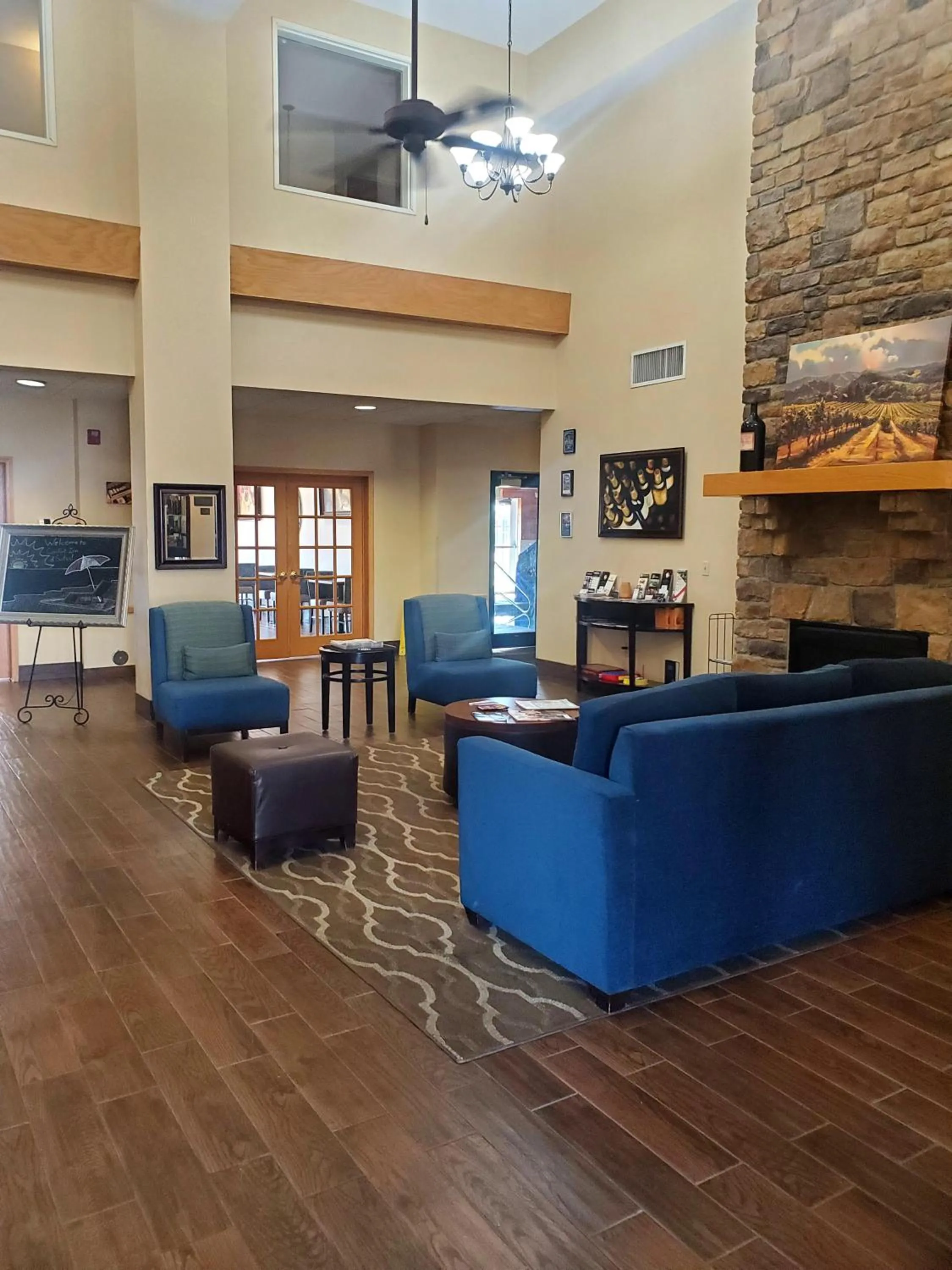 Property building in Comfort Inn & Suites Walla Walla