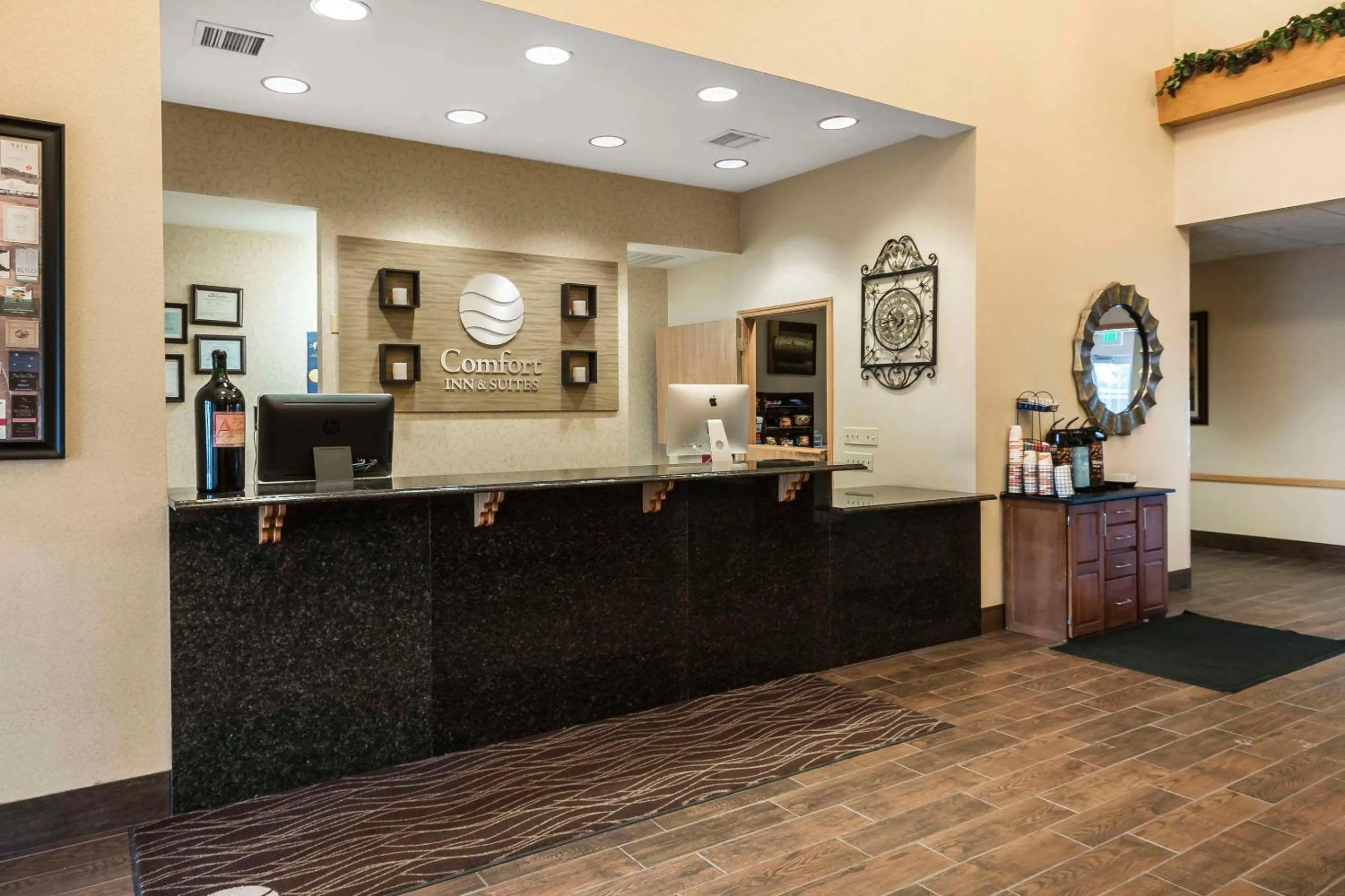 Lobby or reception in Comfort Inn & Suites Walla Walla