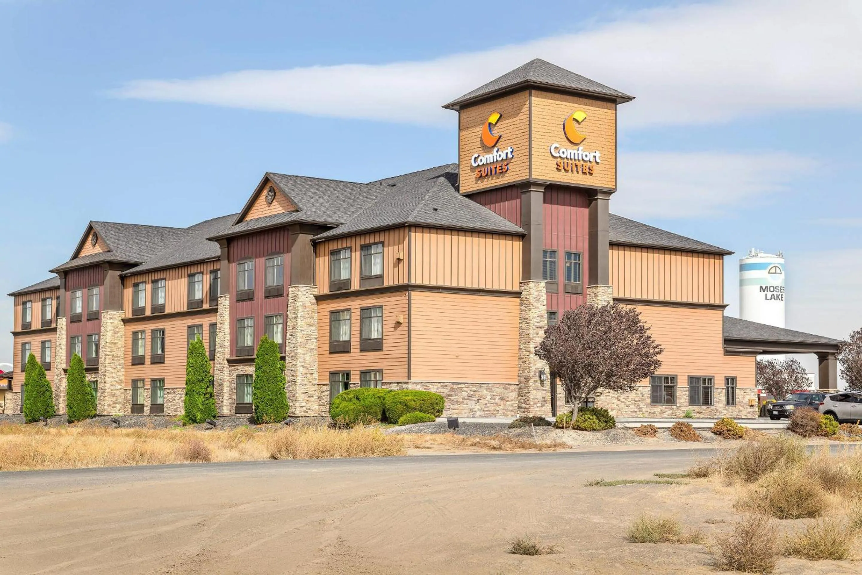 Property building in Comfort Suites Moses Lake