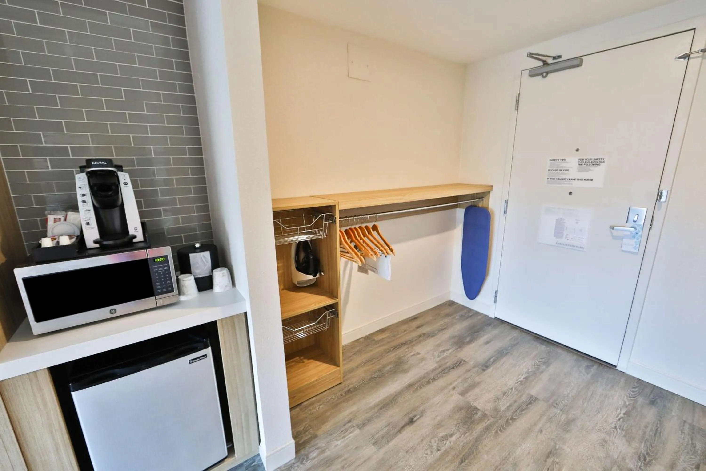 Bedroom in Hilton Garden Inn Savannah Historic District
