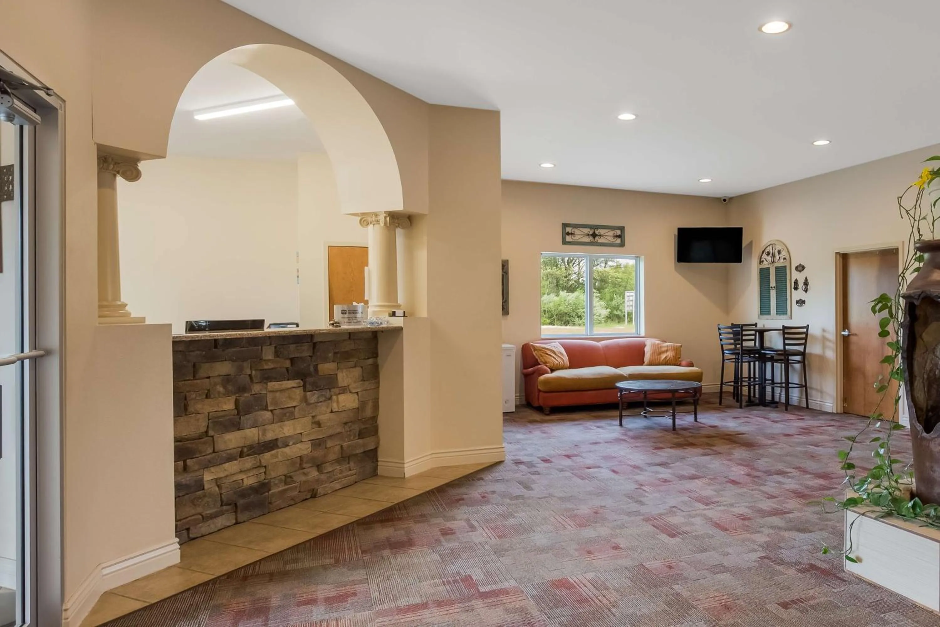 Lobby or reception in SureStay Hotel by Best Western Whittington Rend Lake