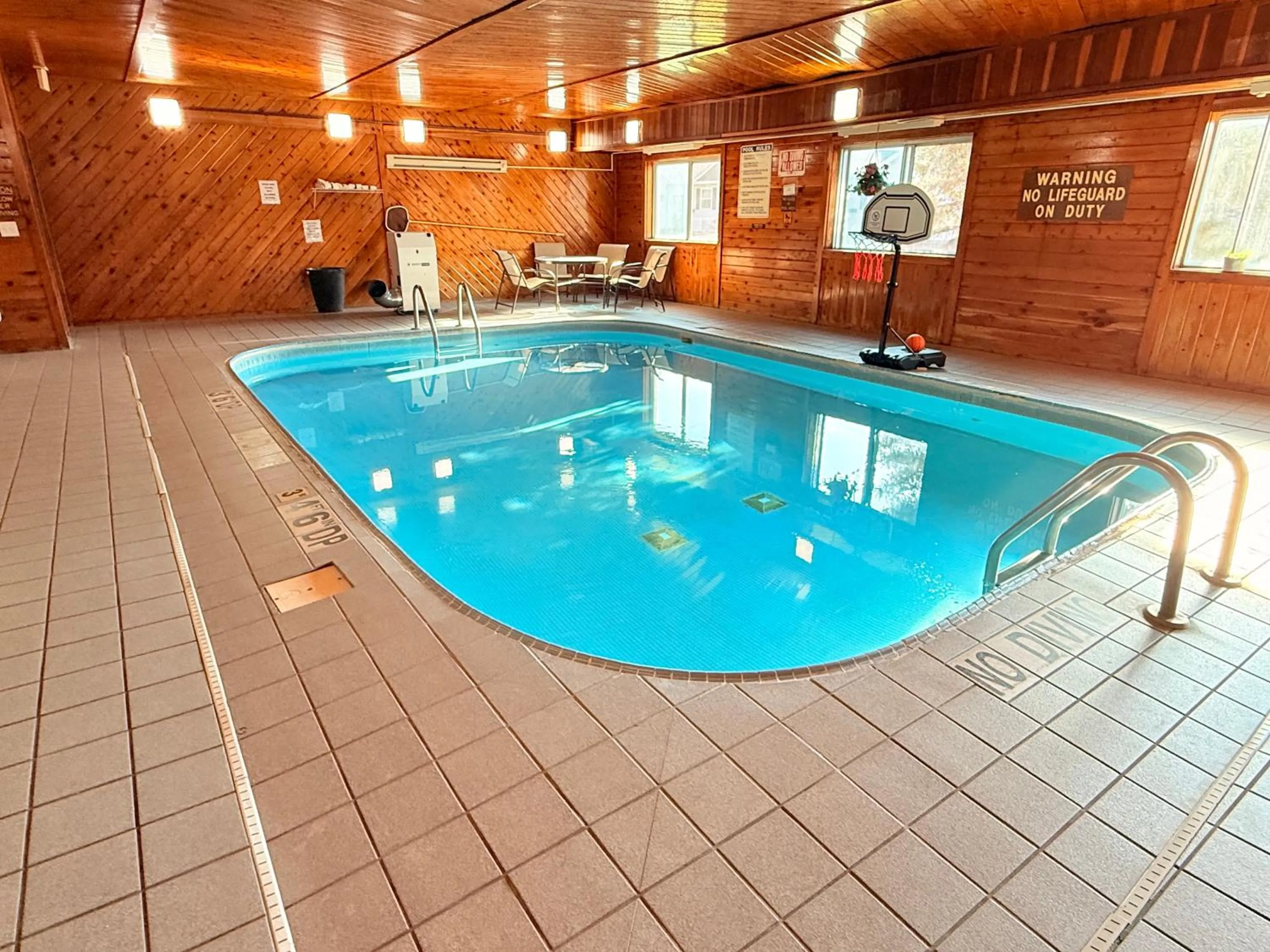 Quality Inn & Suites Eau Claire University Area