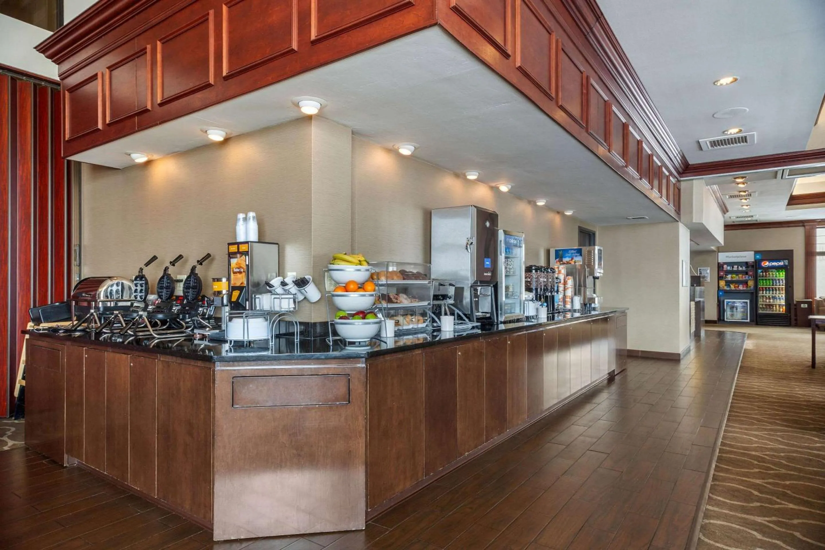 Restaurant/places to eat in Comfort Suites Green Bay West