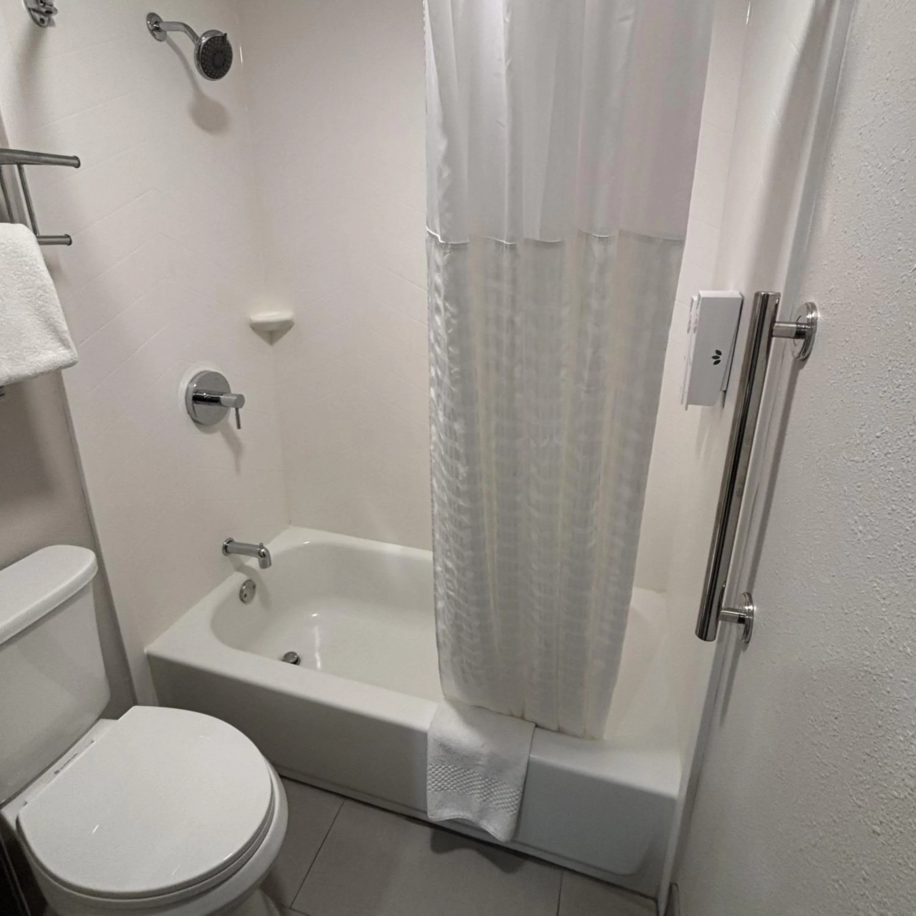 Bathroom in Red Roof Inn & Suites Tomah