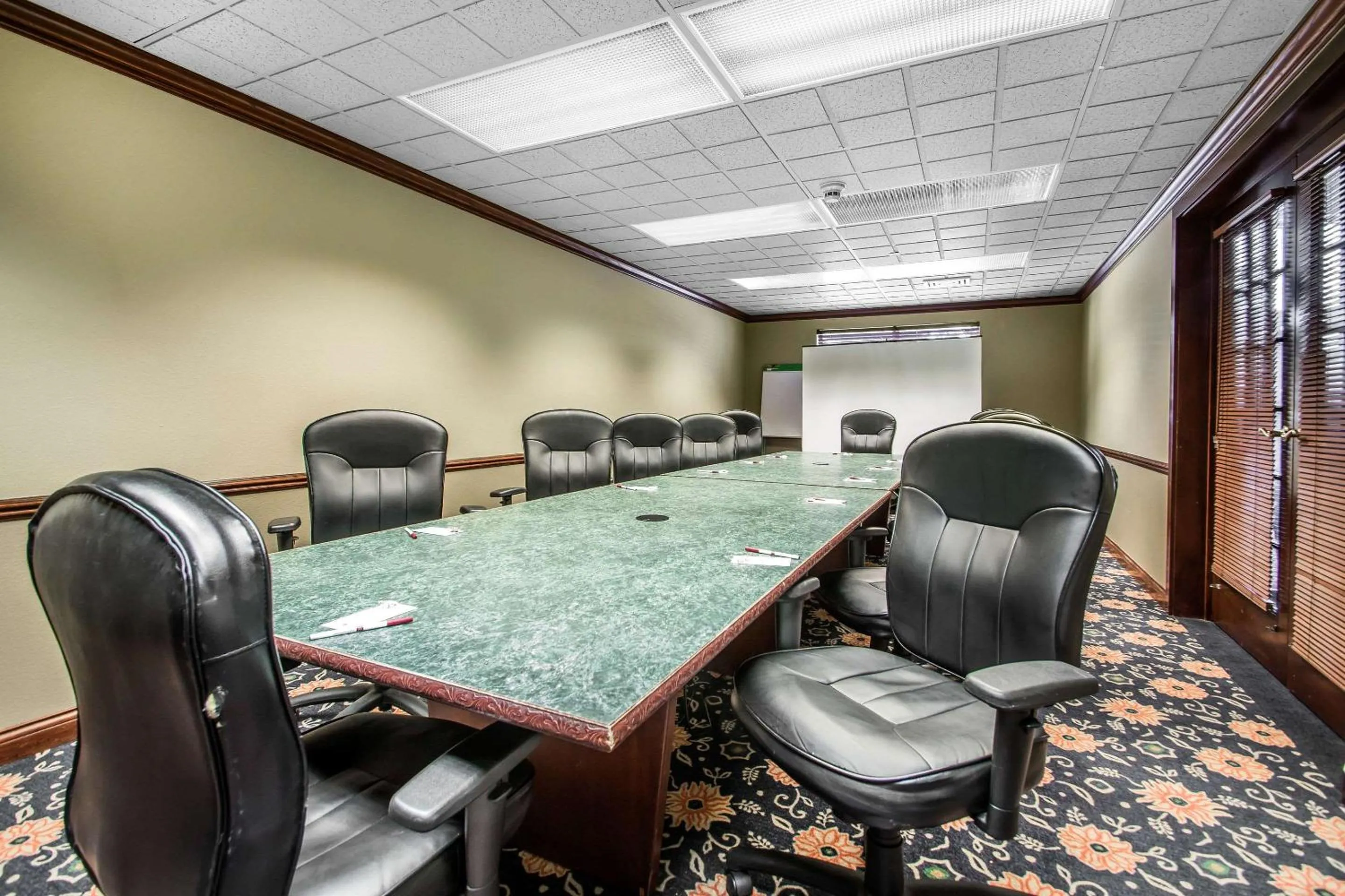 Meeting/conference room in Comfort Suites Madison West - Middleton