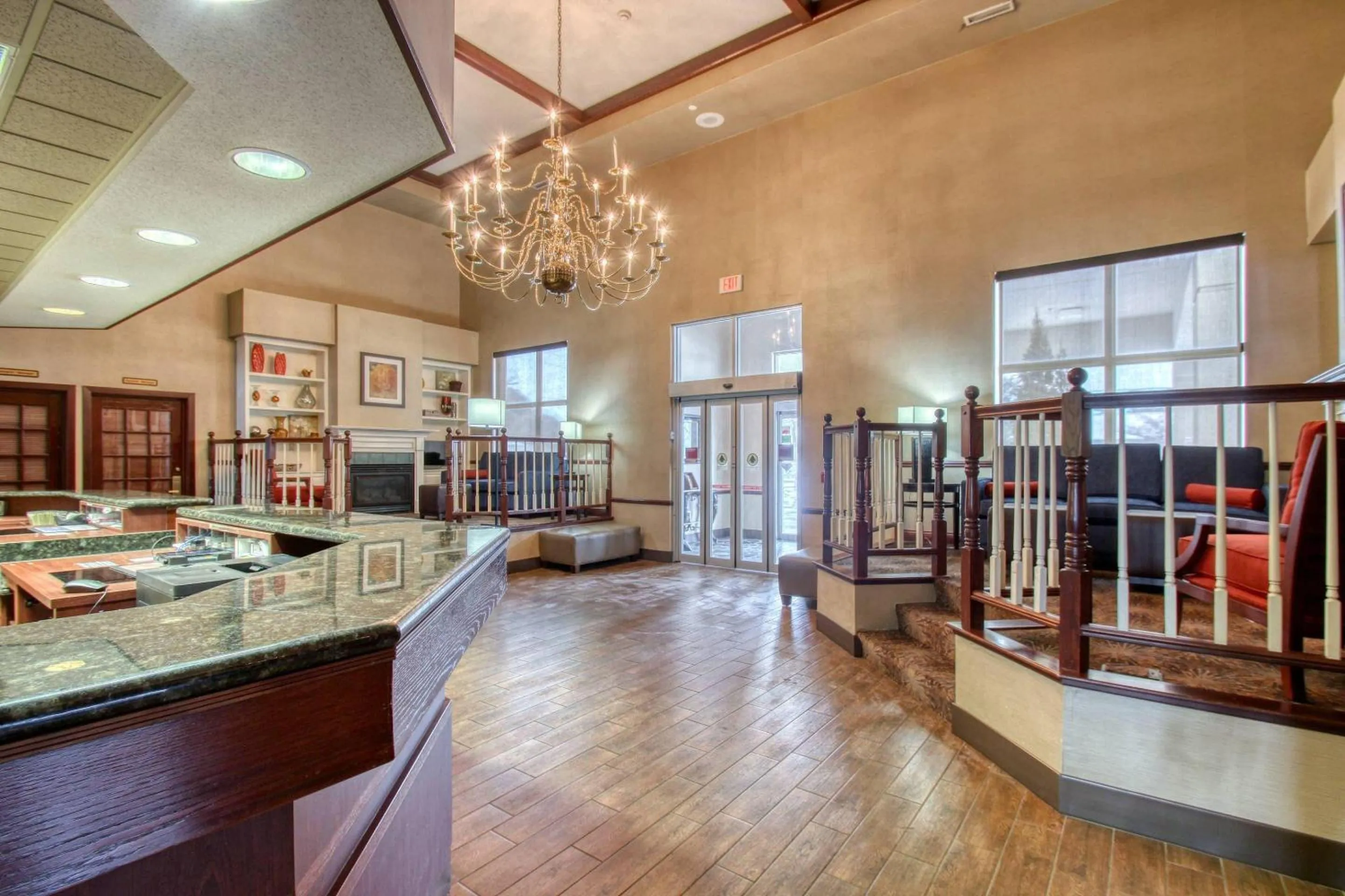 Lobby or reception in Comfort Suites Madison West - Middleton