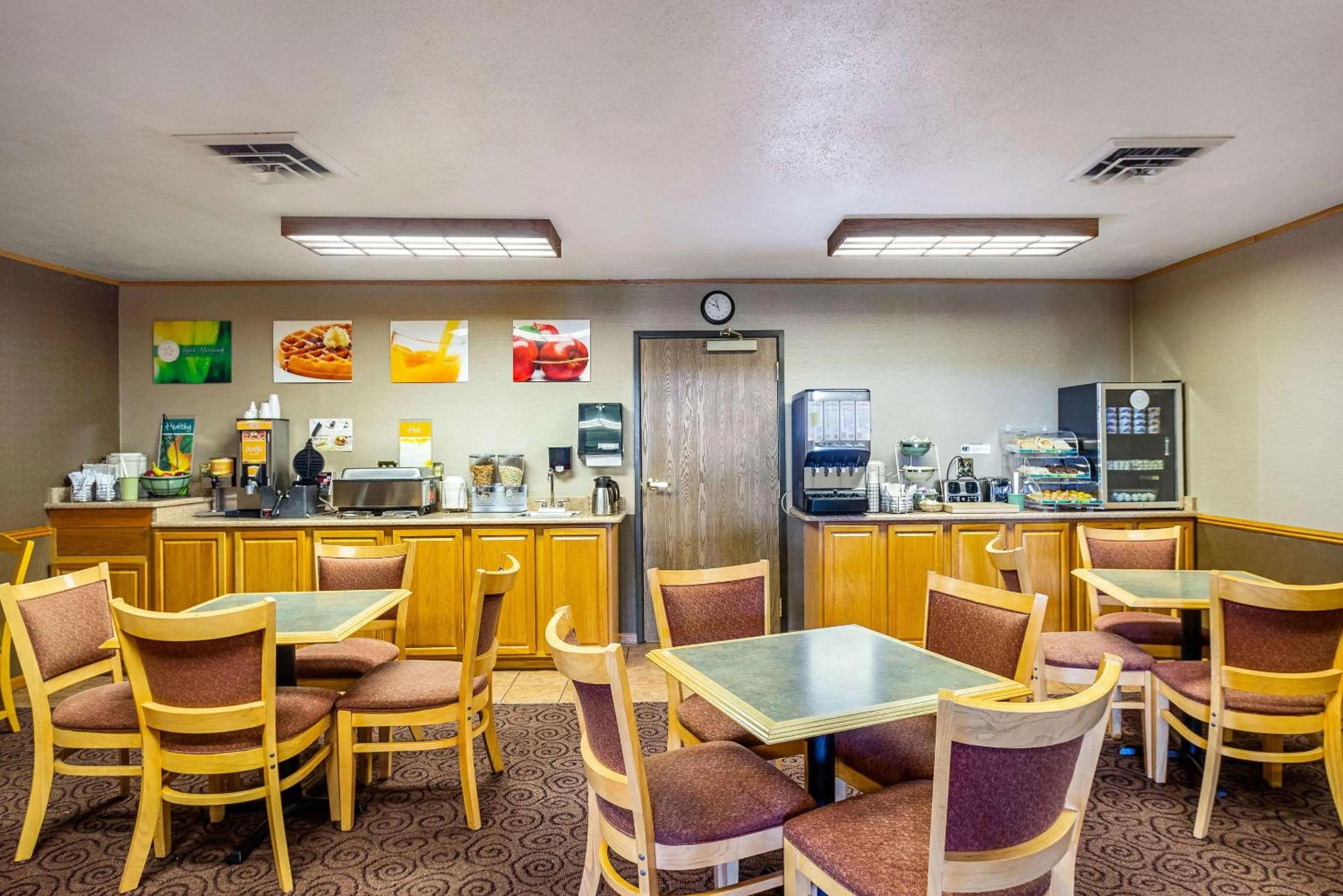 Restaurant/places to eat in Quality Inn Mineral Point