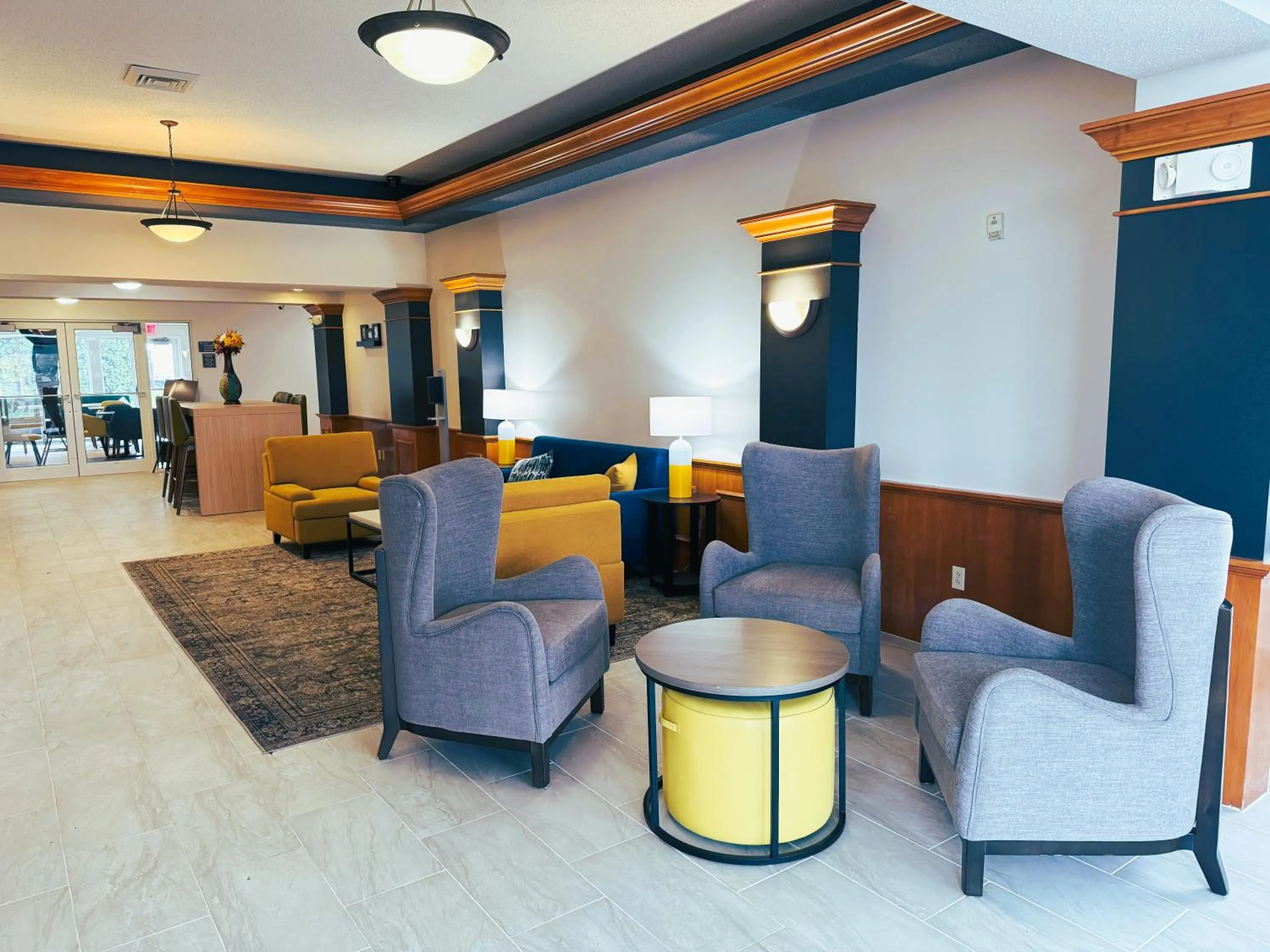 Lobby or reception in Comfort Inn & Suites Sheboygan I-43