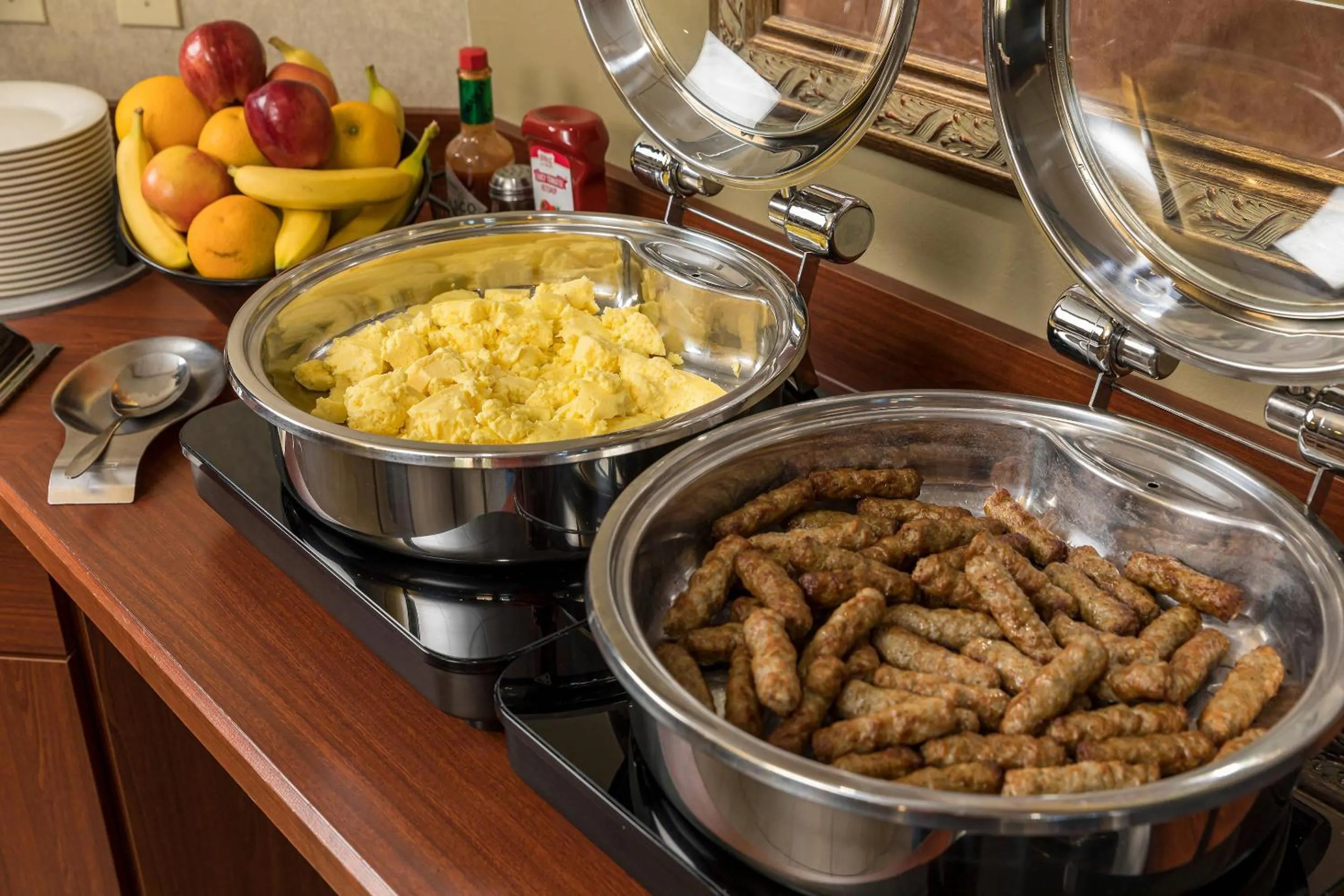 Breakfast in Kress Inn, an Ascend Collection Hotel