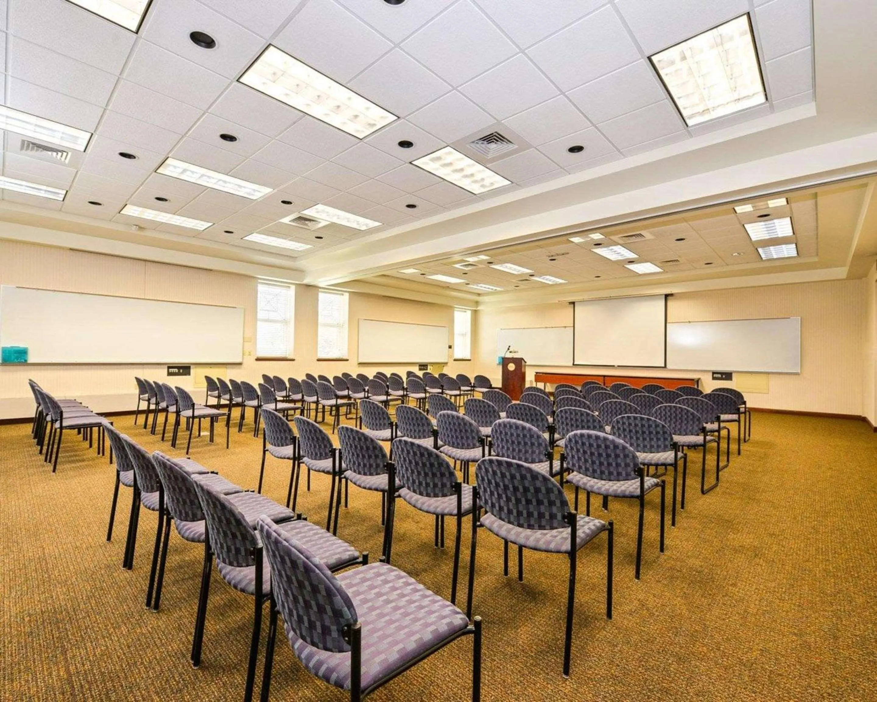 Meeting/conference room in Kress Inn, an Ascend Collection Hotel