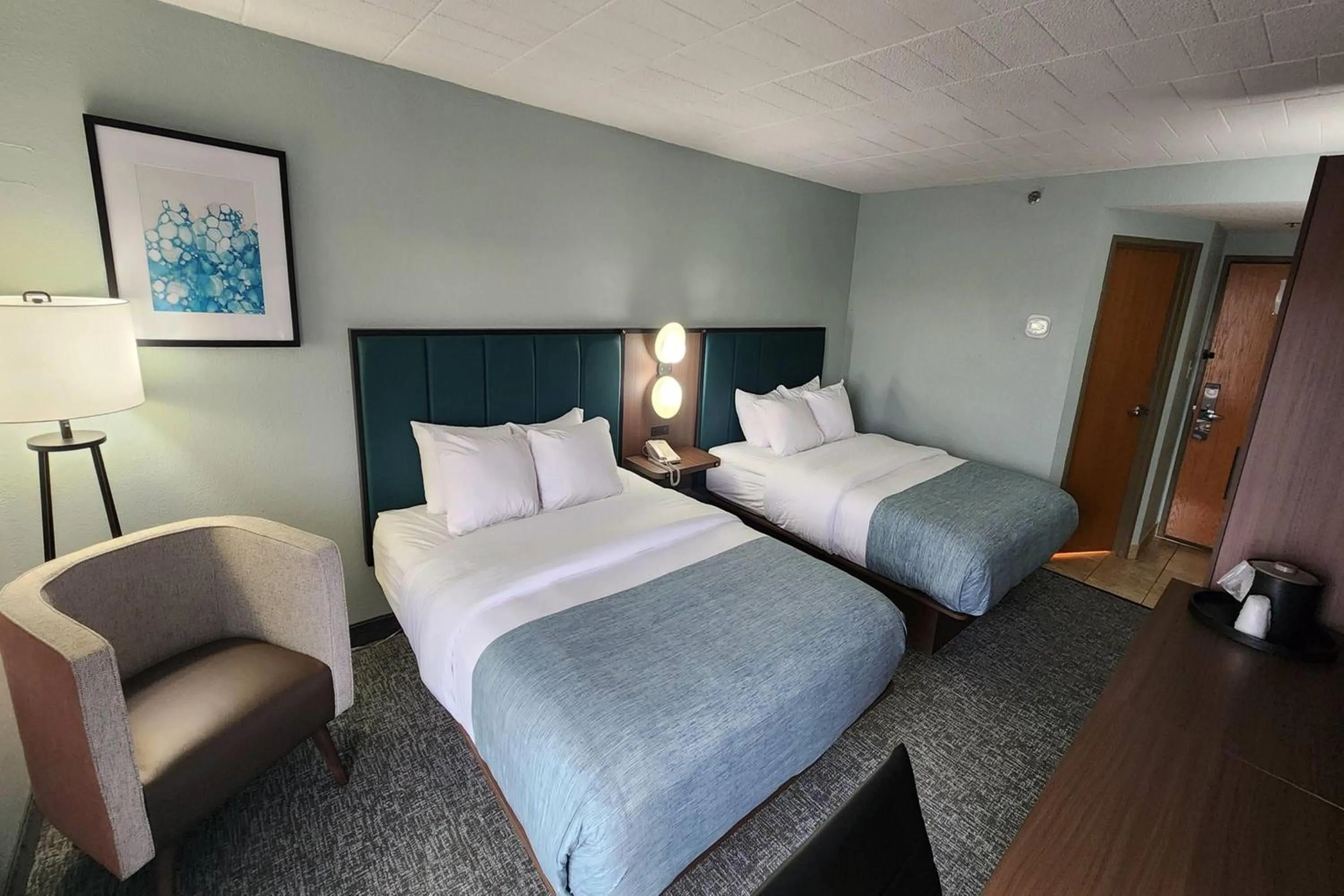 Photo of the whole room, Bed in Wingate by Wyndham Cranberry