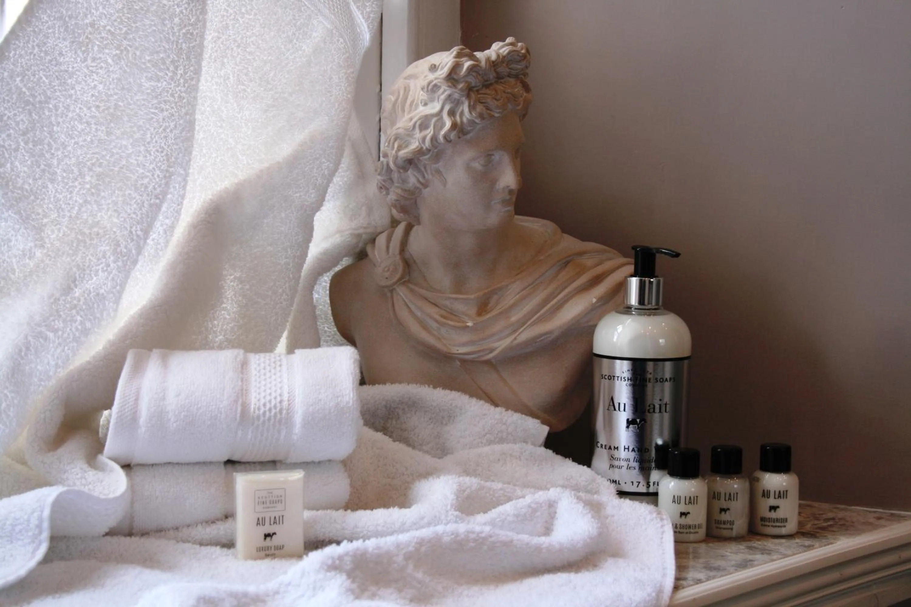 Bathroom in The Old Parsonage Country House