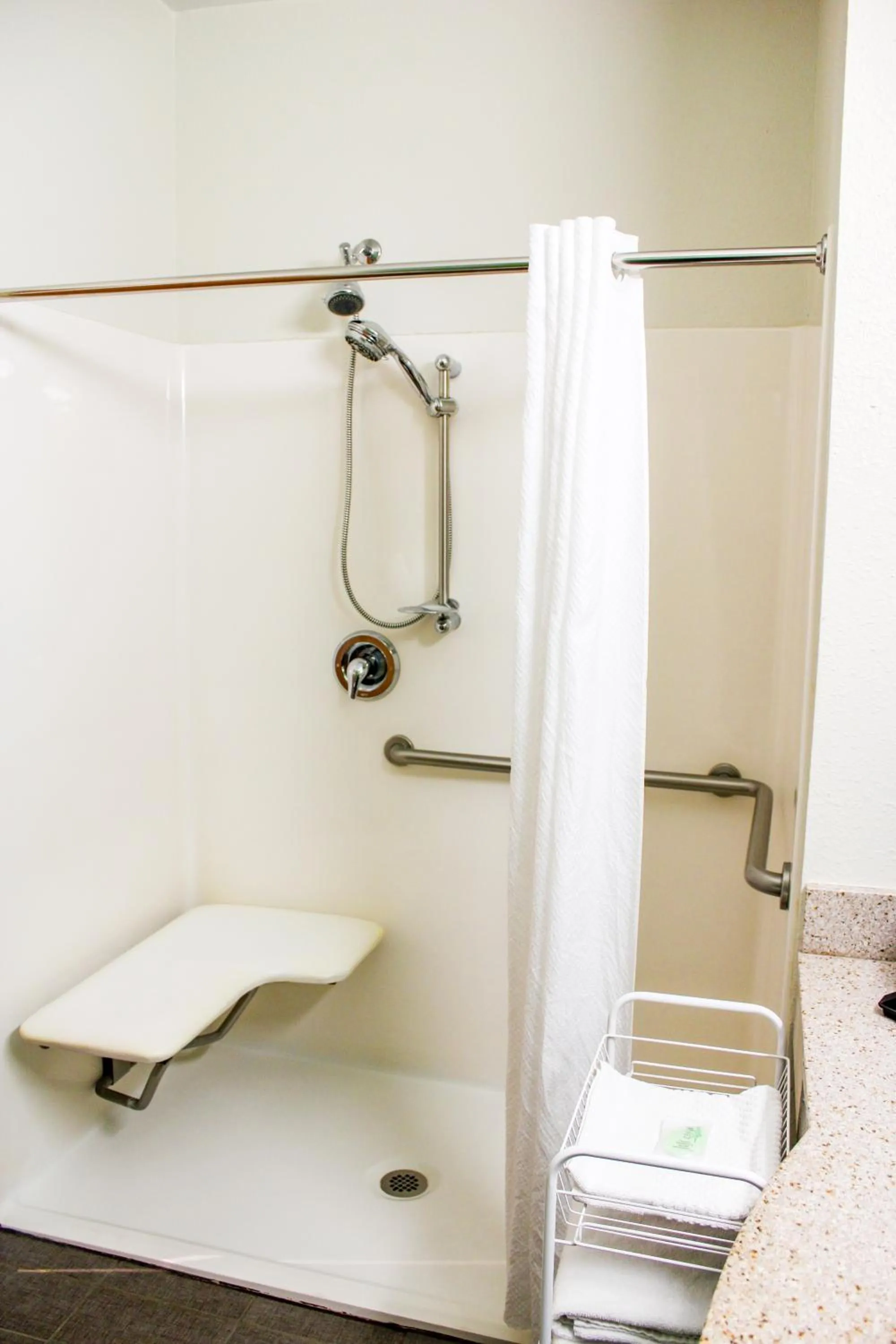 Sleep Inn & Suites Conference Center Eau Claire North