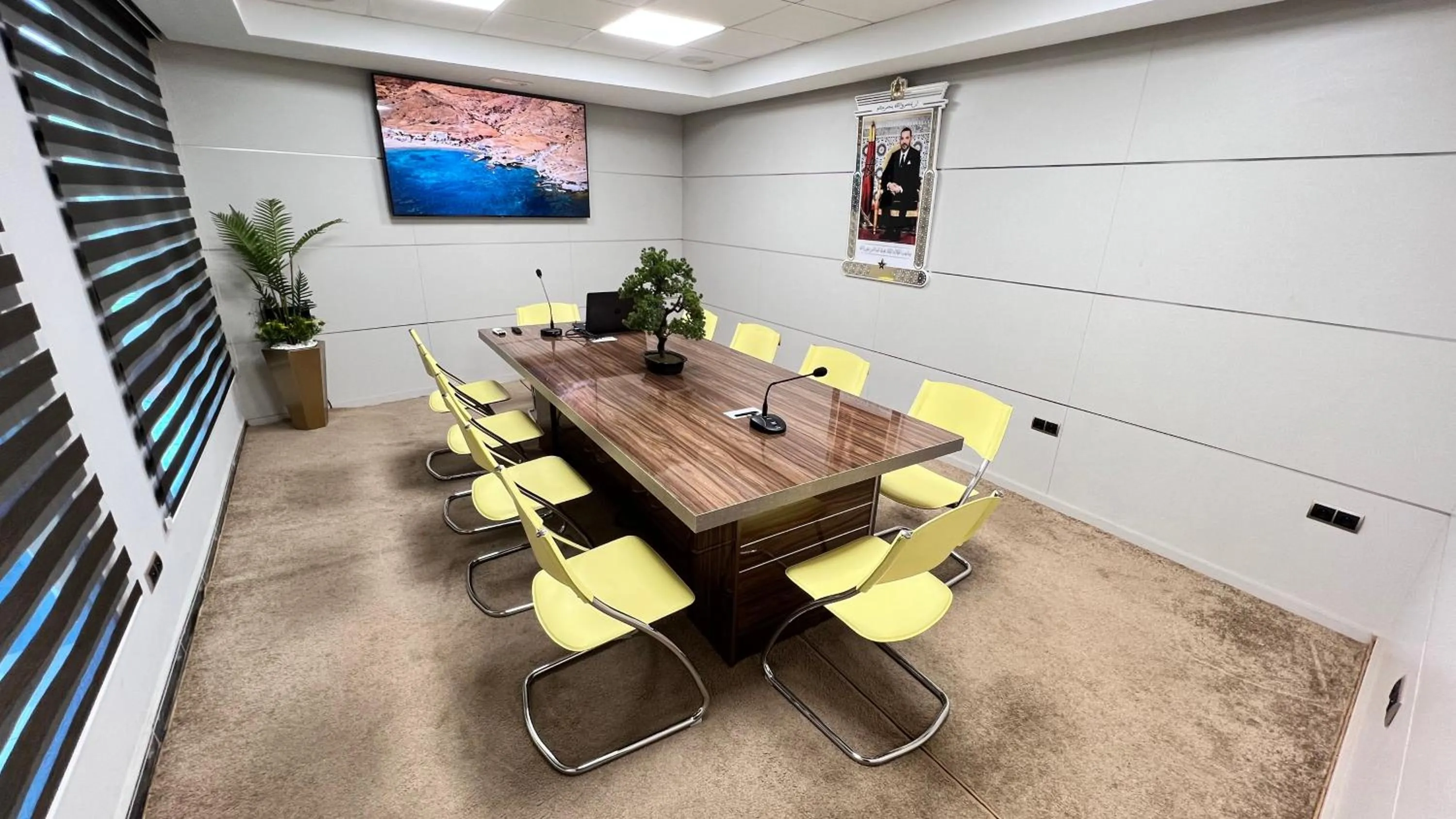 TV and multimedia in Hotel Annakhil