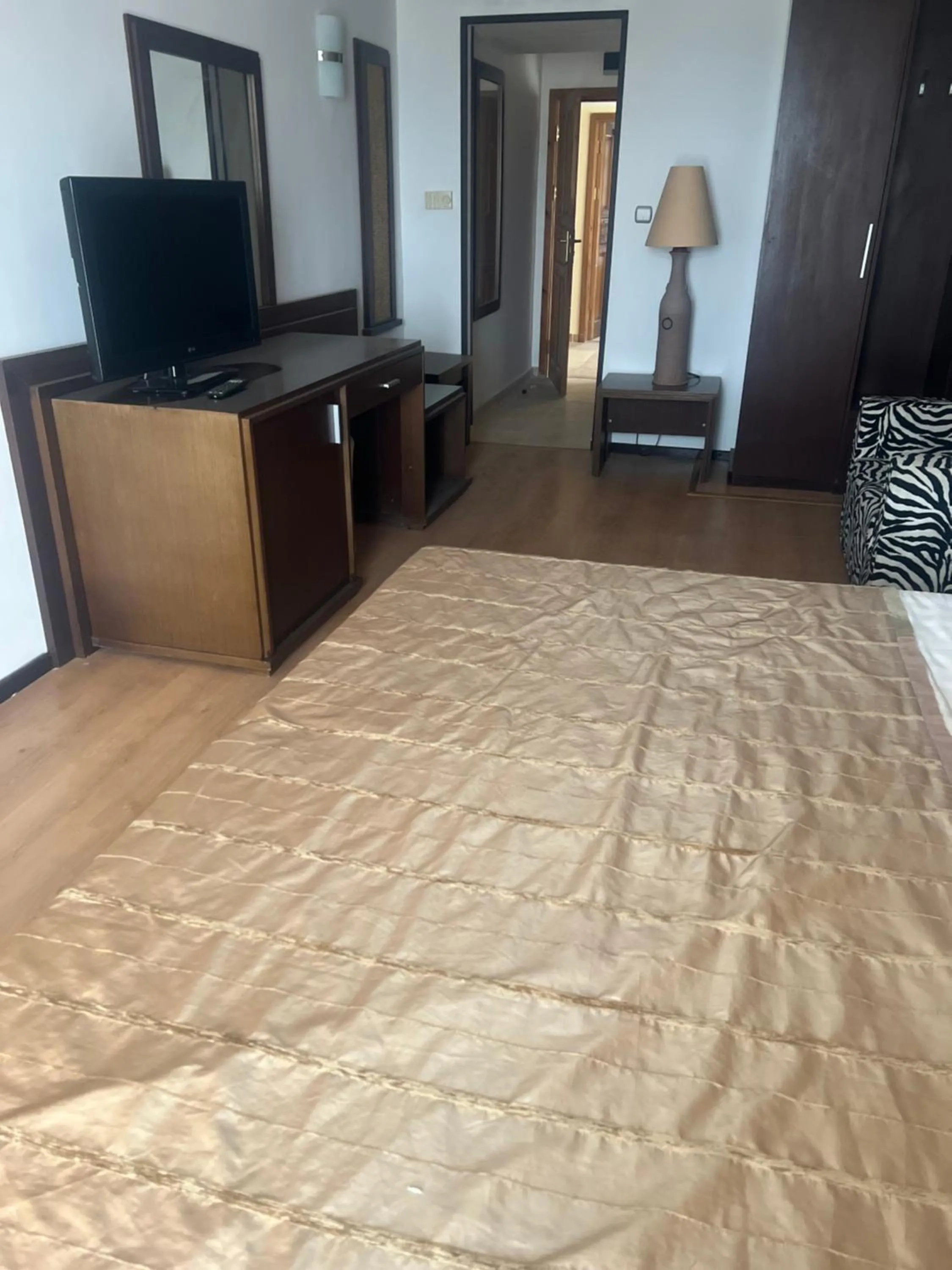 Property building, Bed in Park Hotel Perla