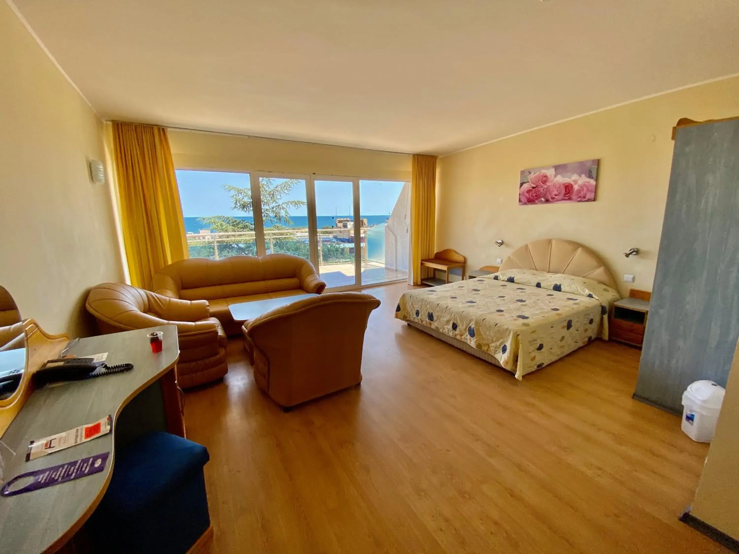 Family Room with Balcony (2 Adults + 2 Children) in Park Hotel Perla Family Room with Balcony (2 Adults + 2 Children) in Park Hotel Perla