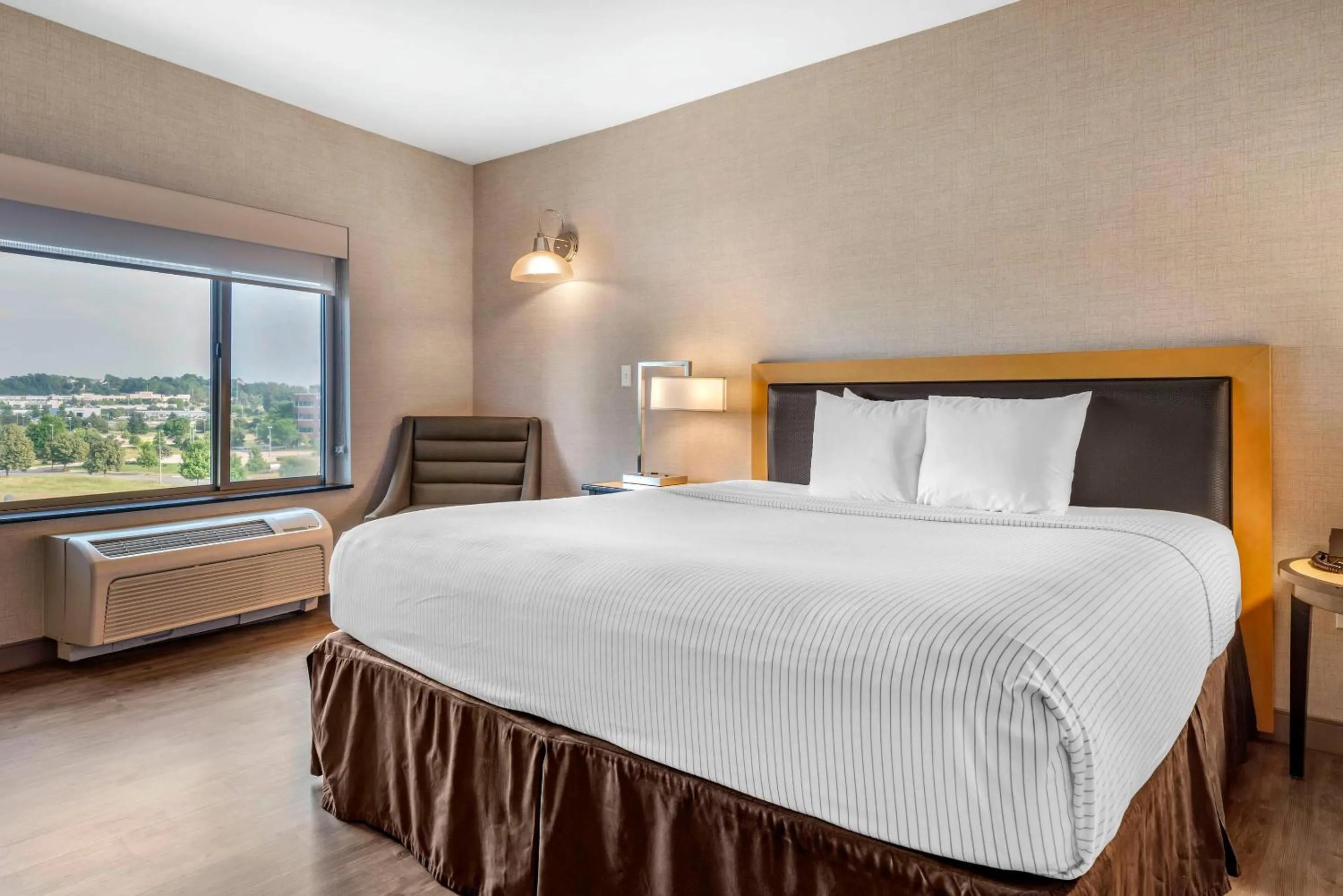 Bed in Cambria Hotel Madison East