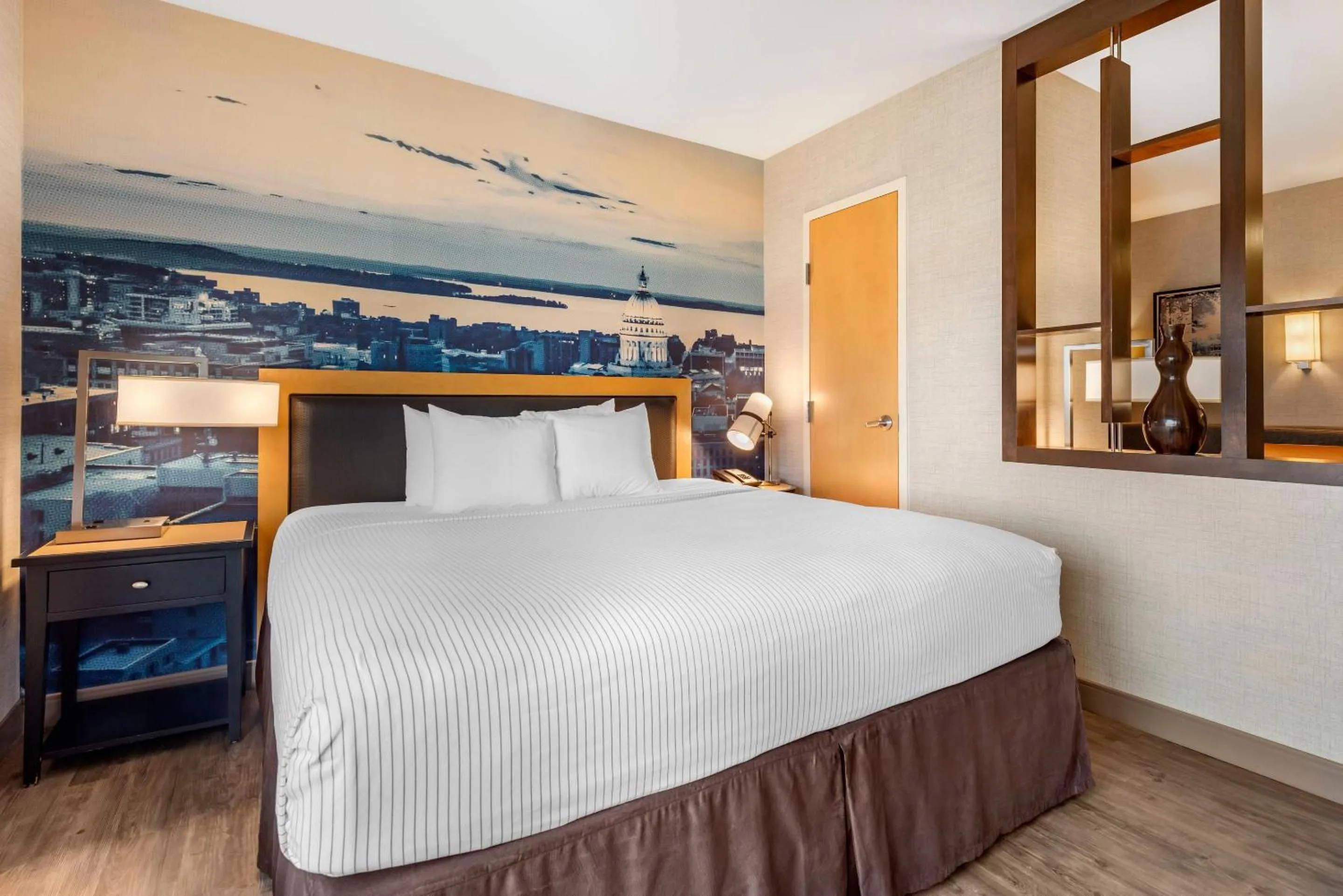 Bed in Cambria Hotel Madison East