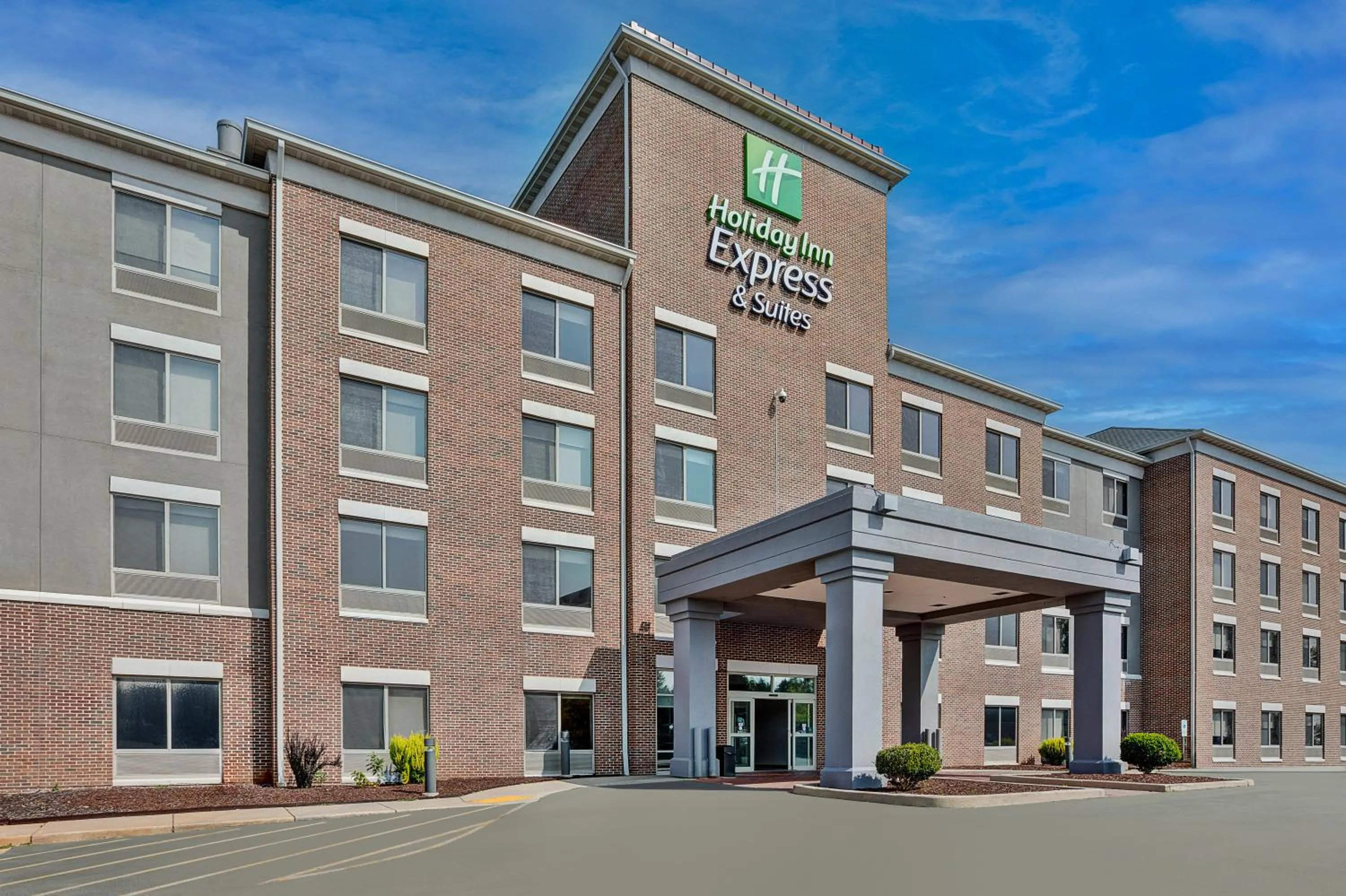 Property building in Holiday Inn Express & Suites Milwaukee NW - Park Place by IHG