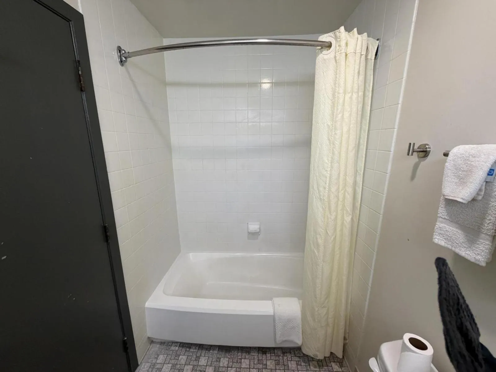 University Inn & Suites