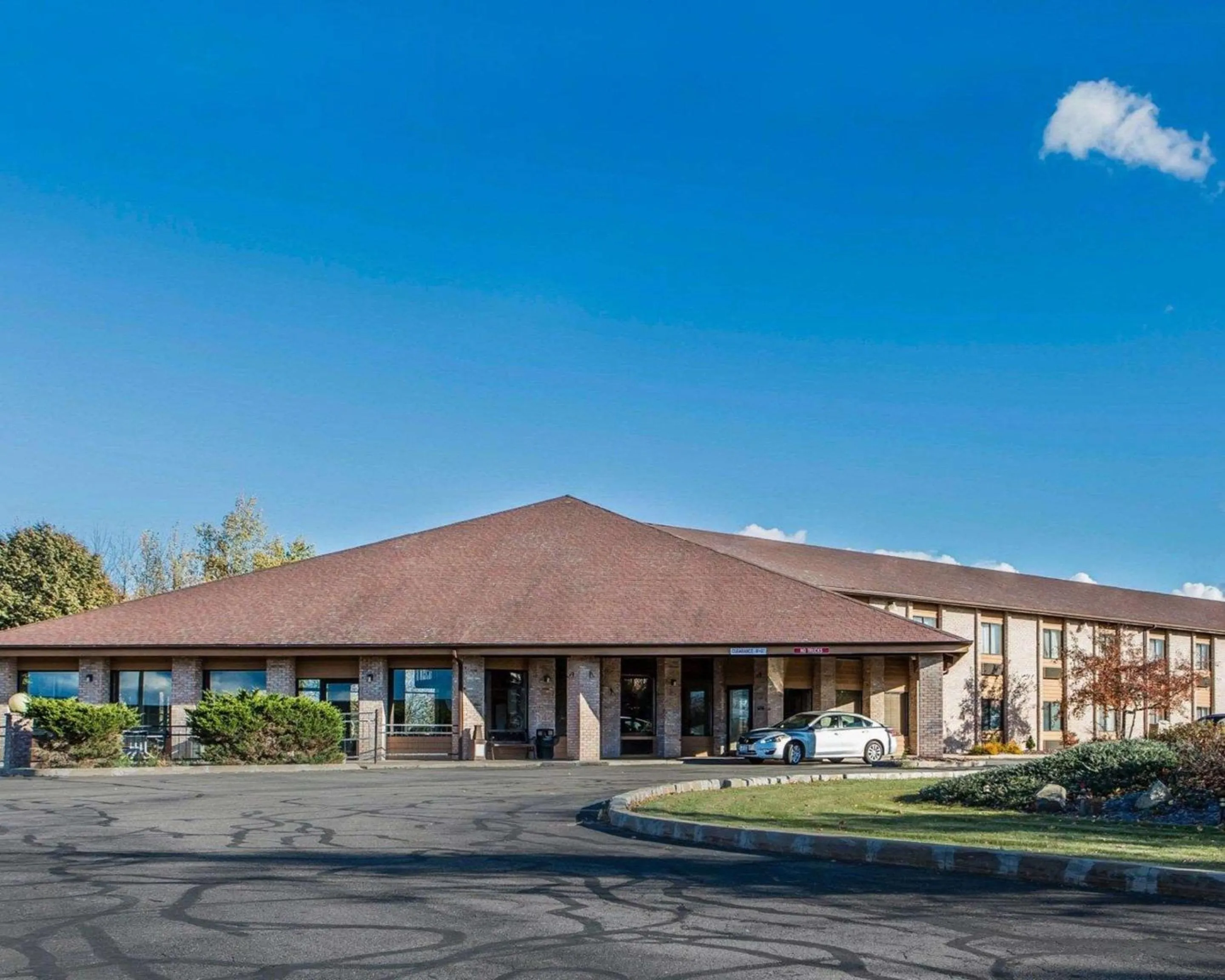 Property building in Quality Inn Central Wisconsin Airport
