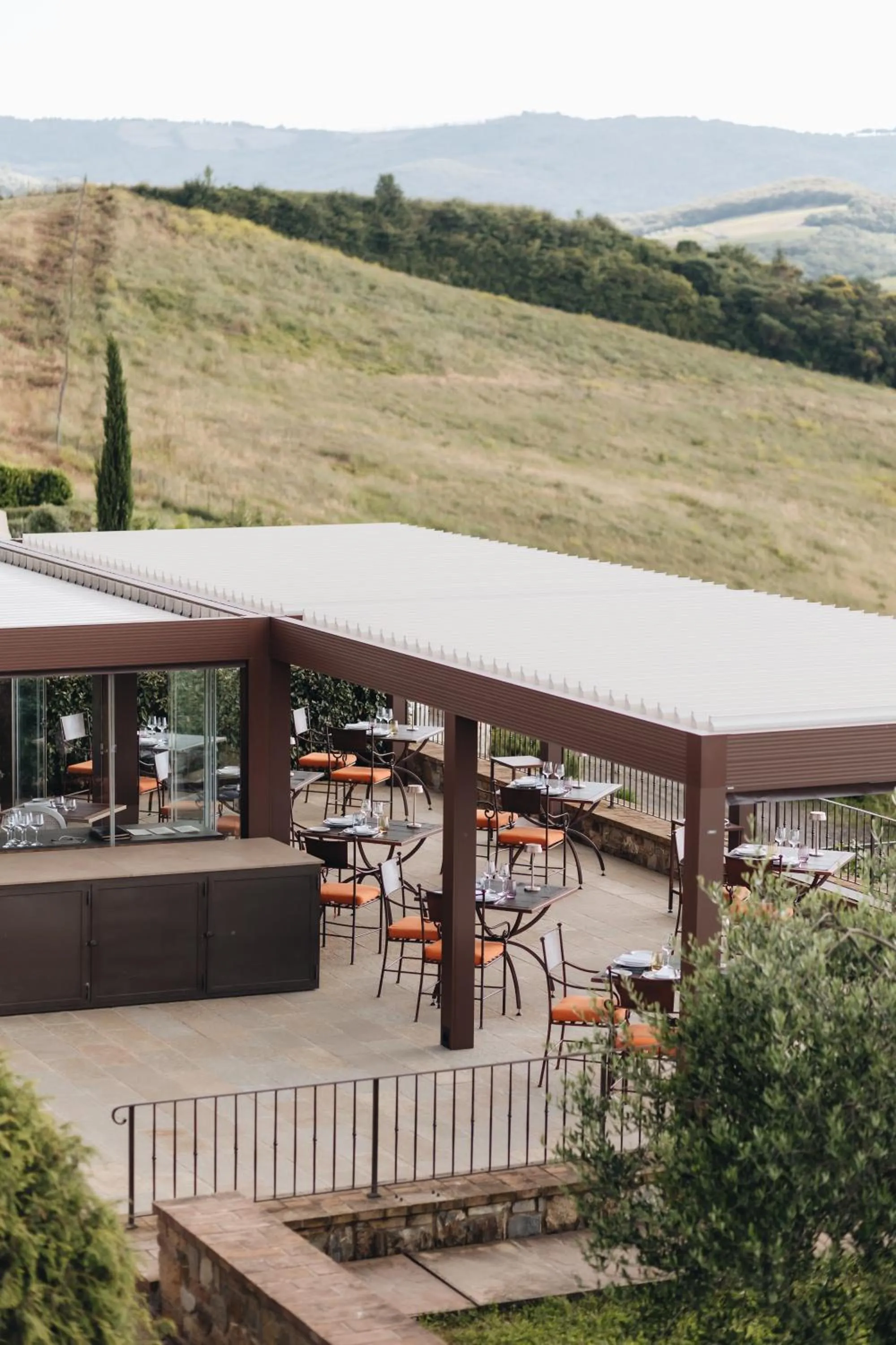 Restaurant/places to eat in Capanna Suites