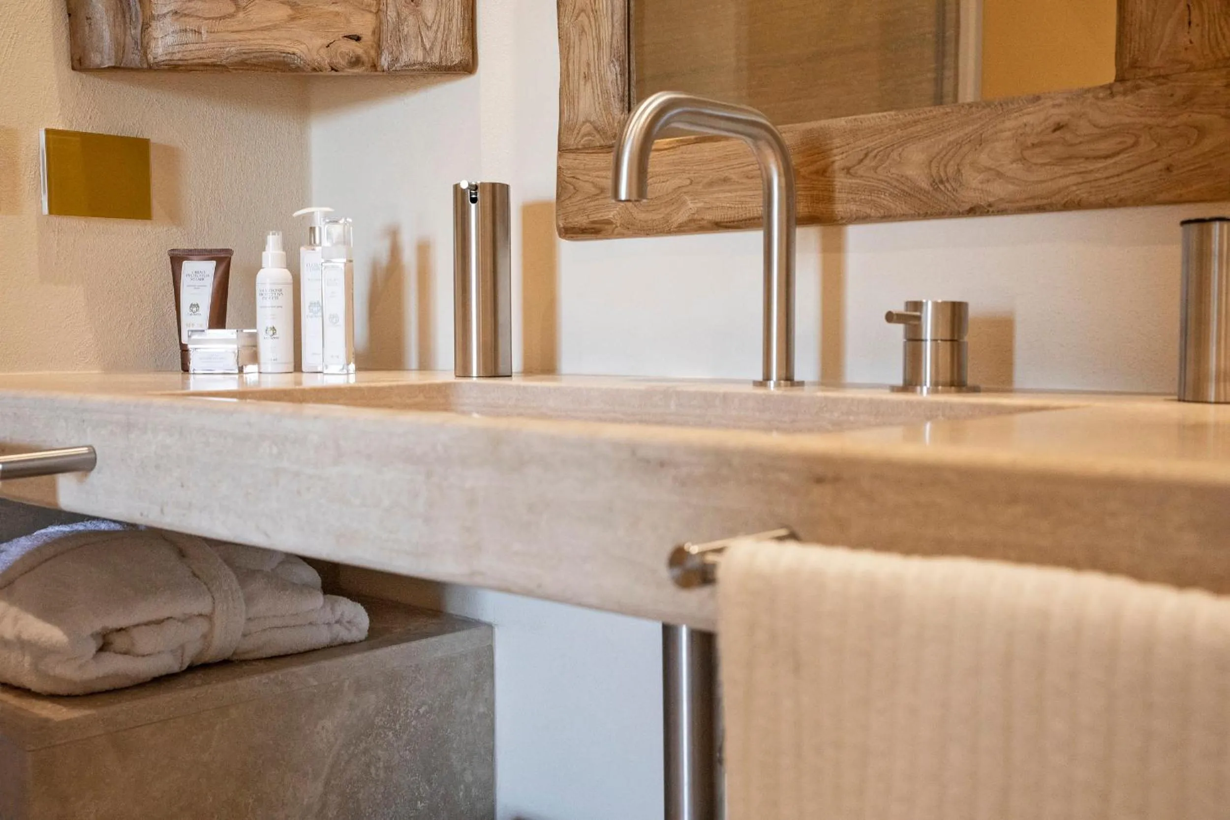 Decorative detail in Capanna Suites