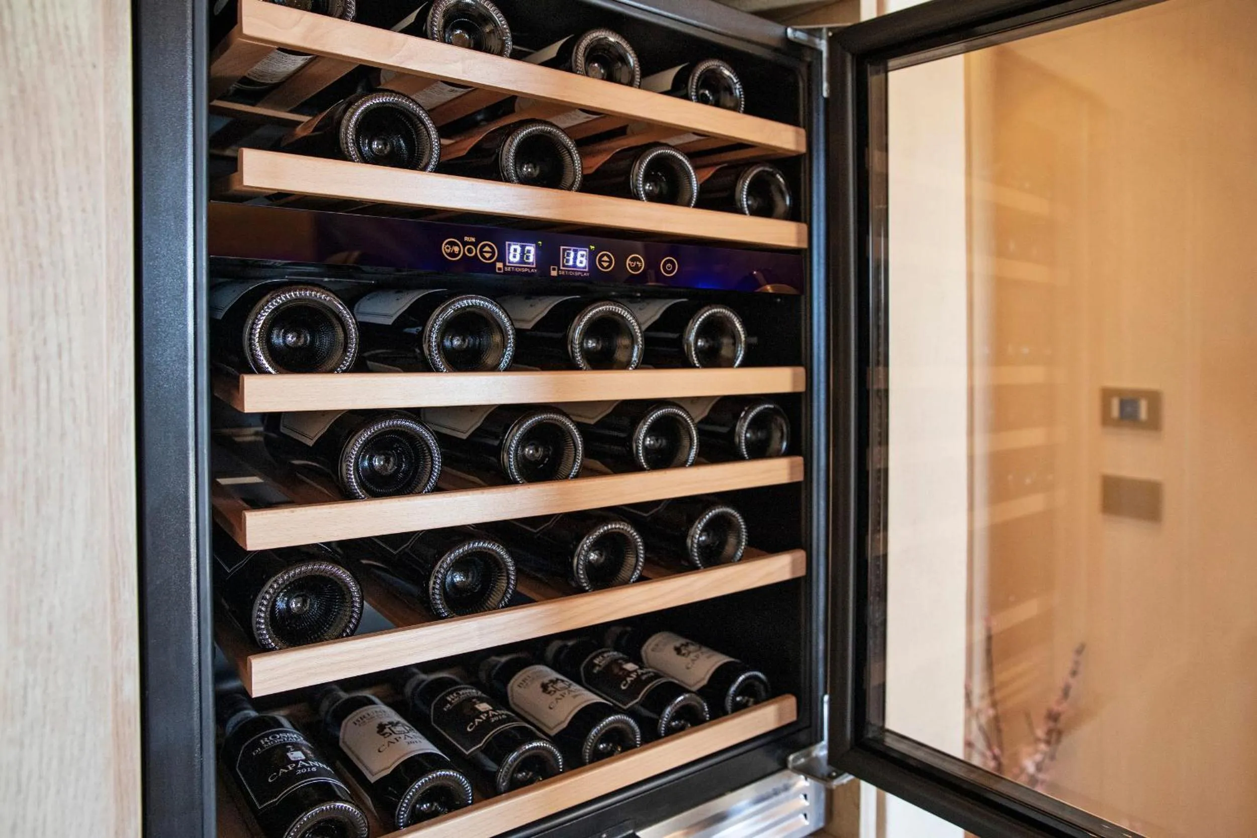 Drinks in Capanna Suites