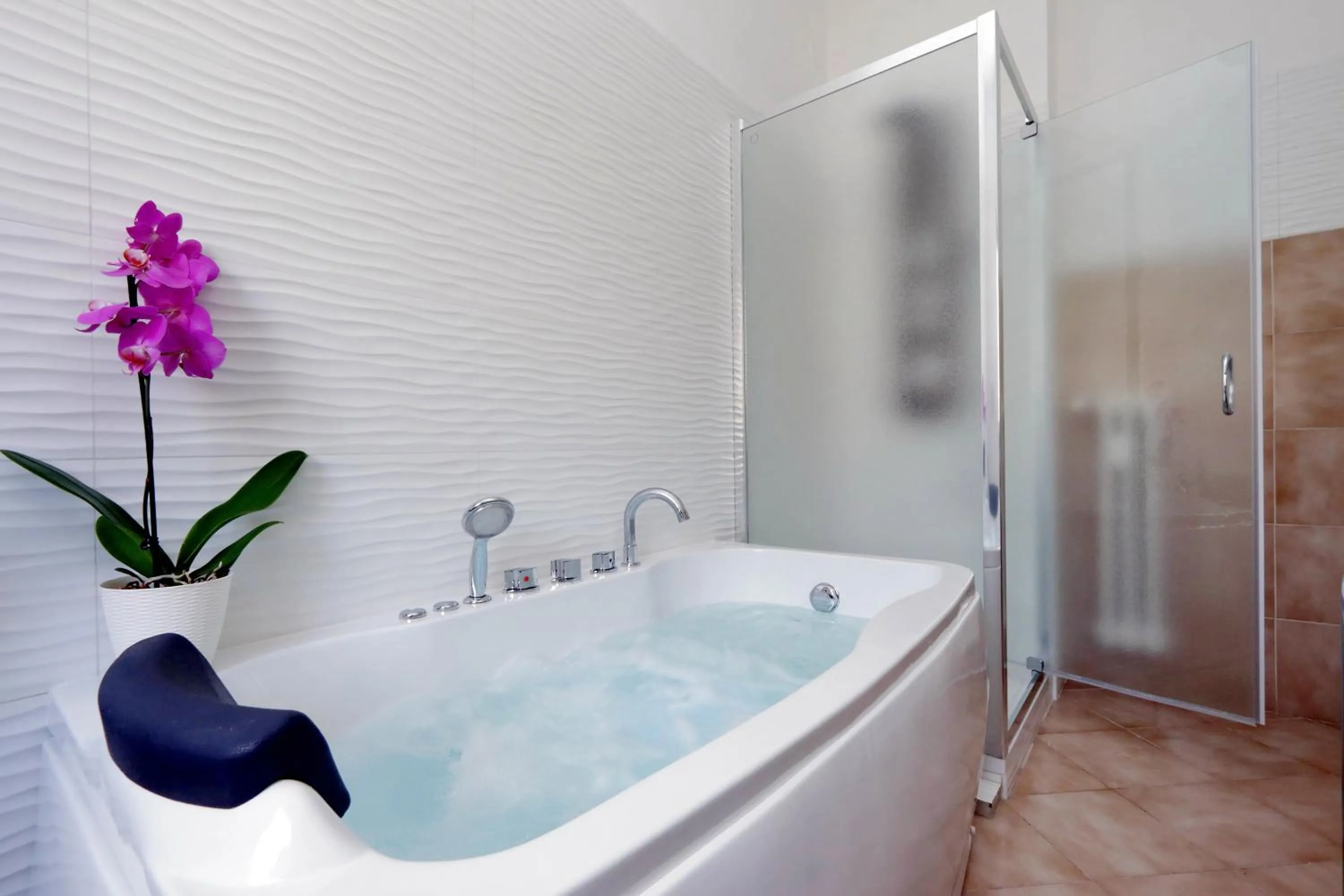 Bathroom in Merulana Suite S.Peter