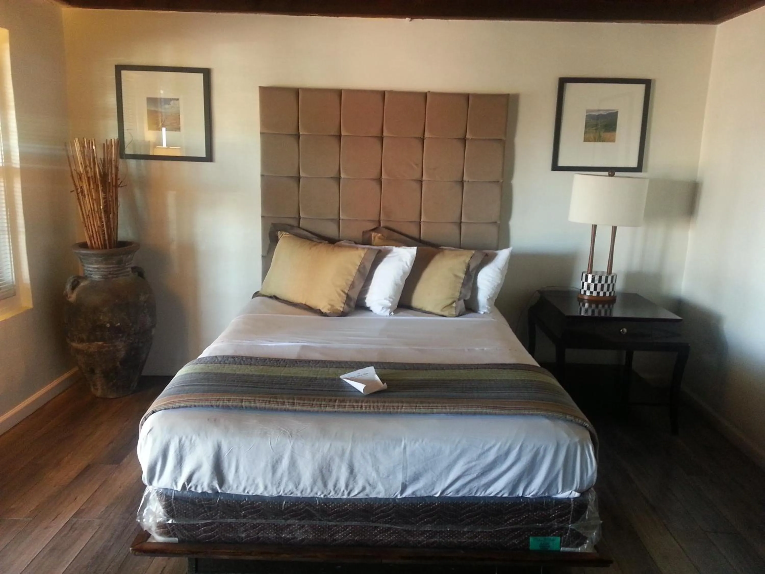 Bed in Sterling Gardens