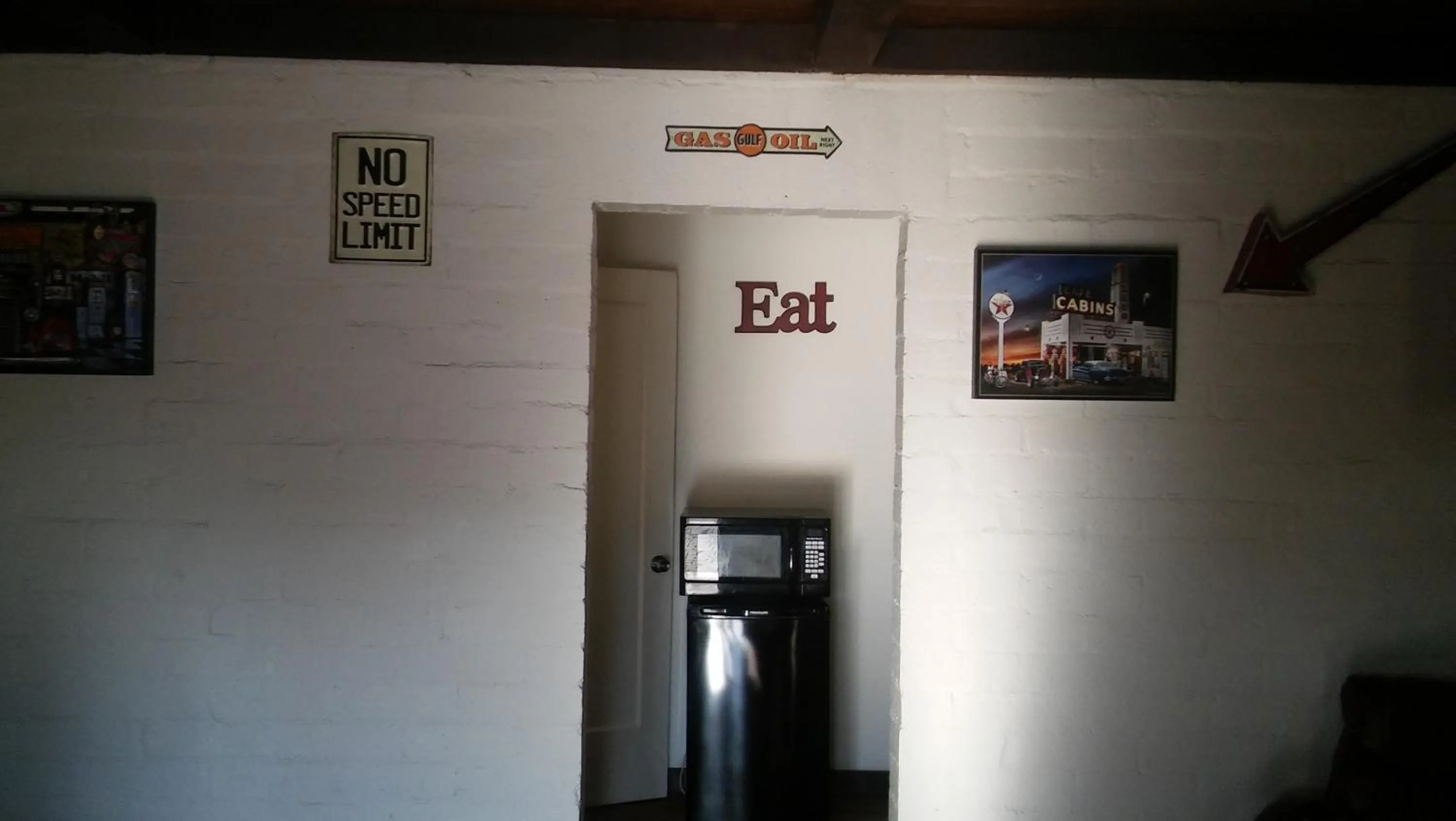 Kitchen or kitchenette in Sterling Gardens