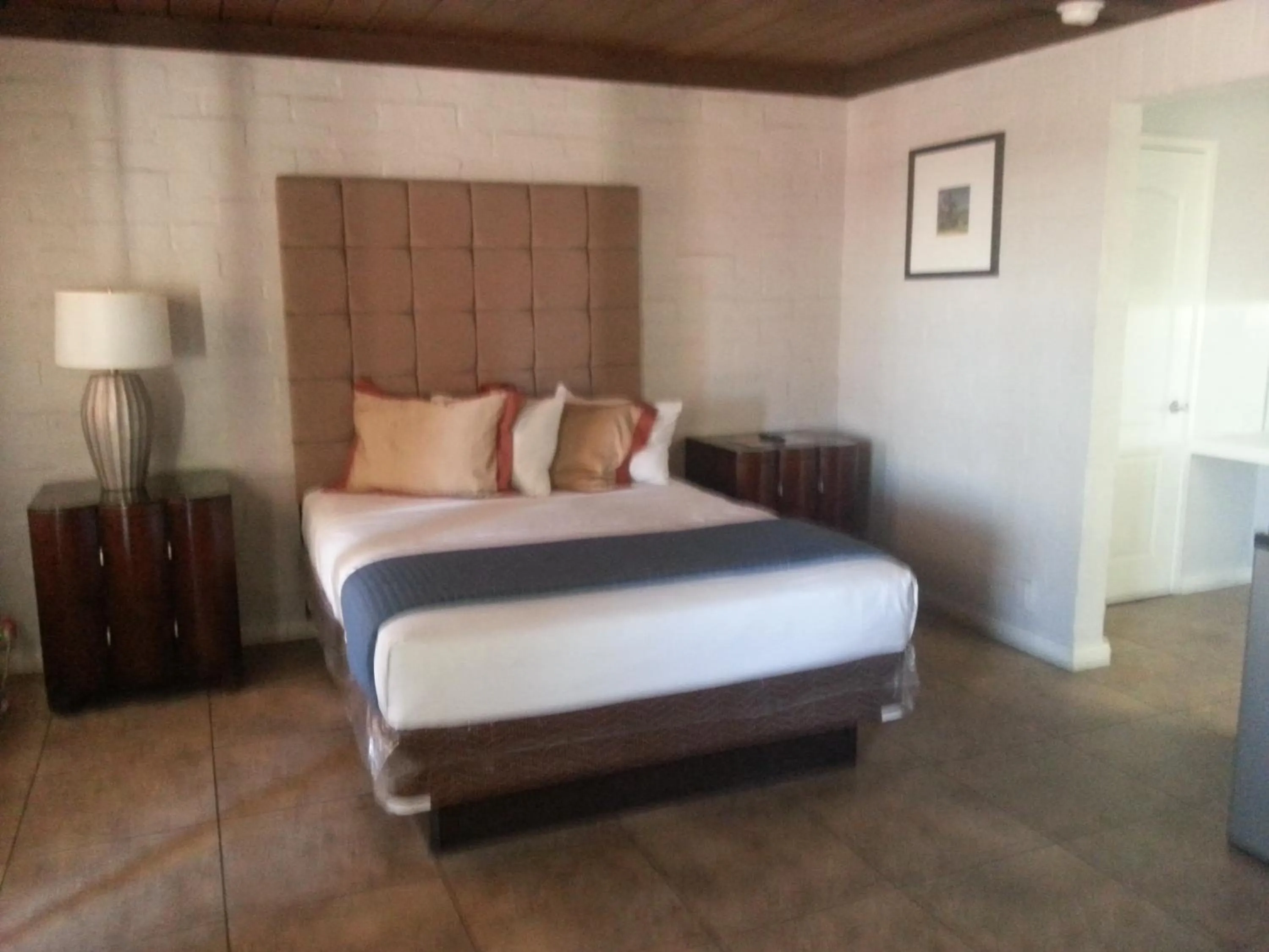 Bedroom, Bed in Sterling Gardens