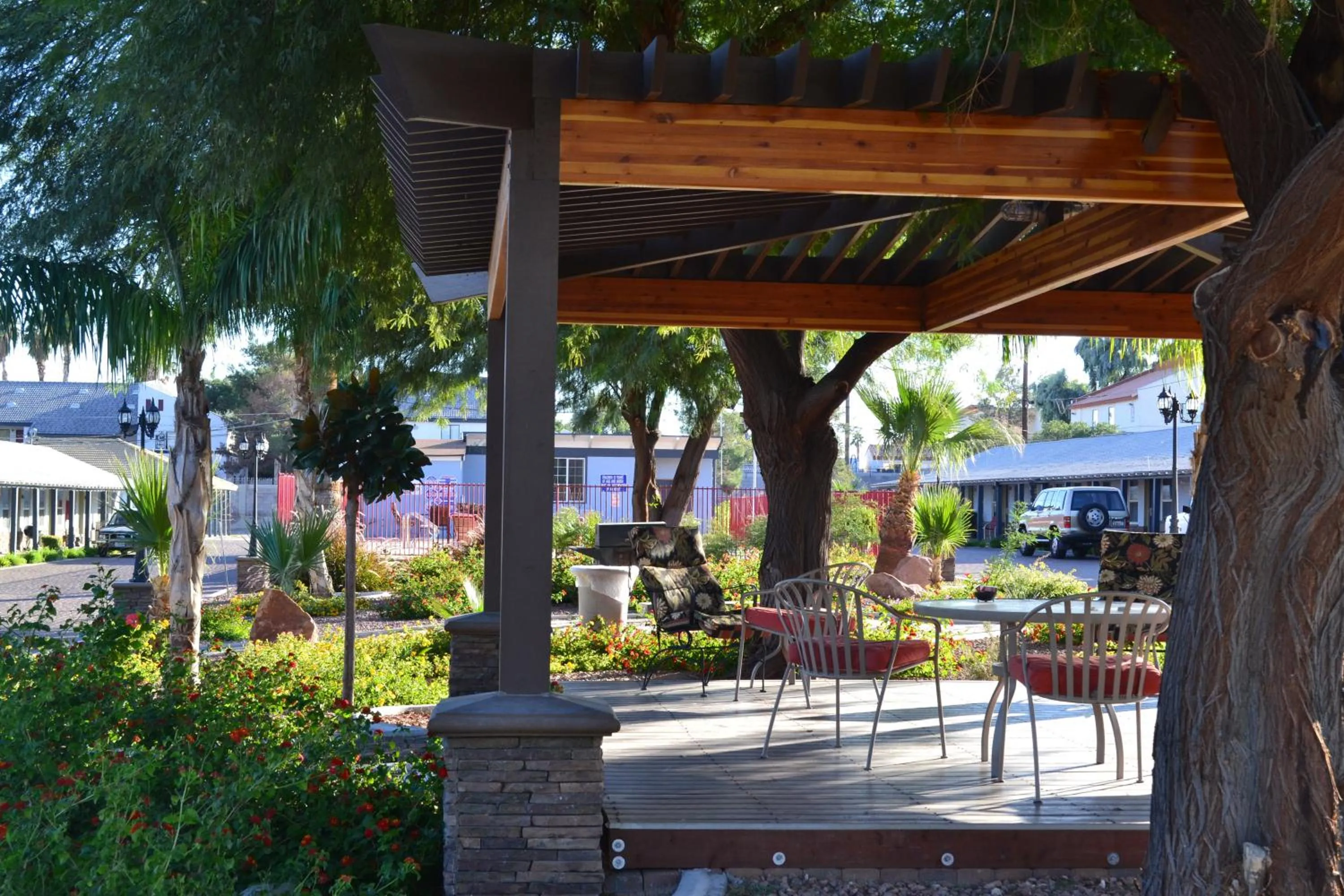 Facade/entrance in Sterling Gardens