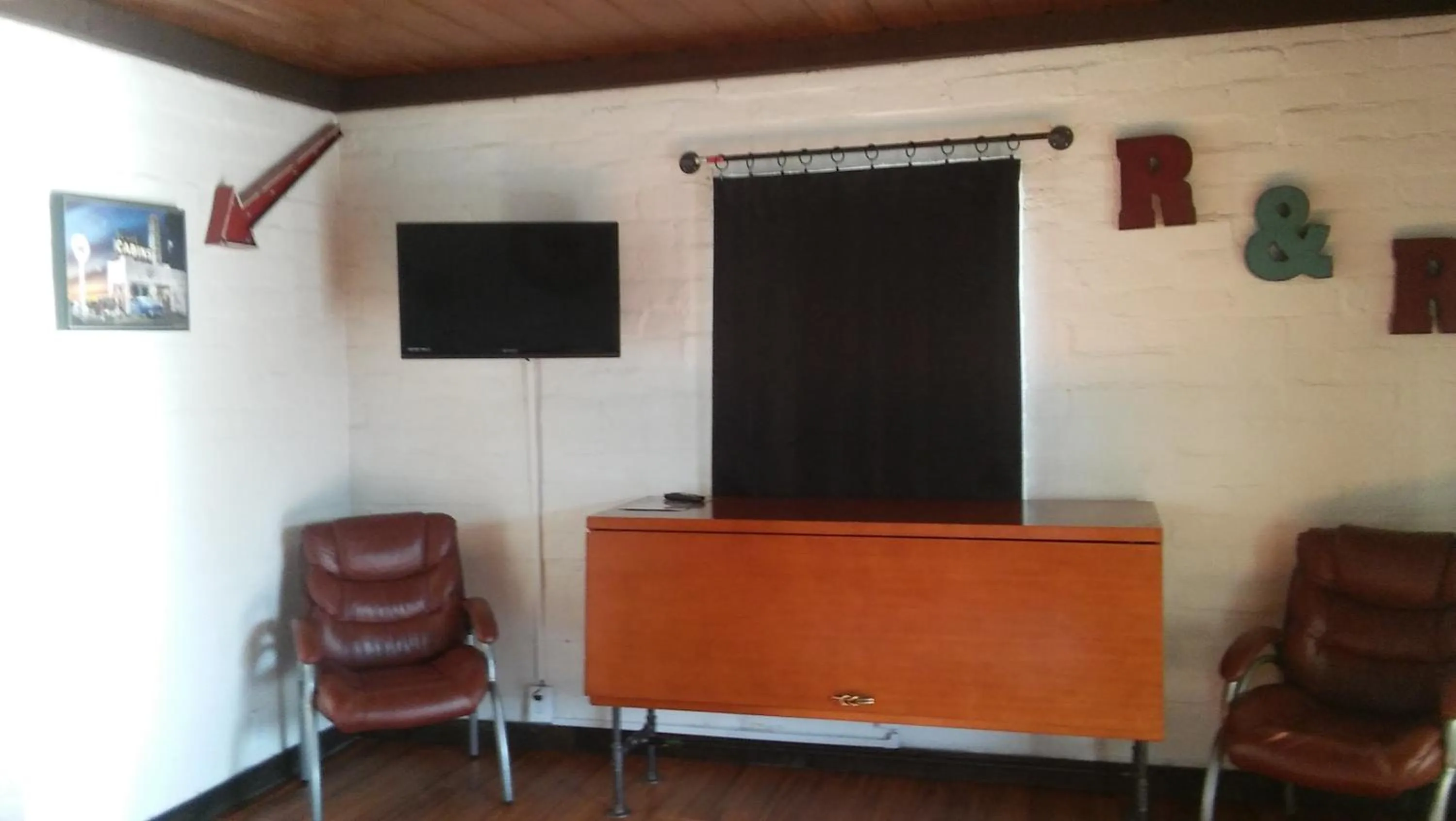 Decorative detail in Sterling Gardens